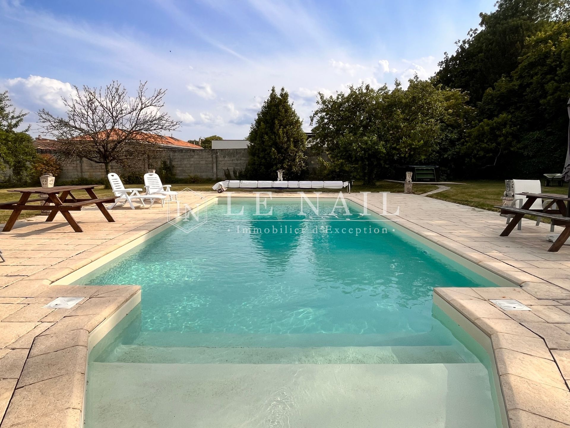 château 16 pièces en vente à CHANTONNAY (85110)