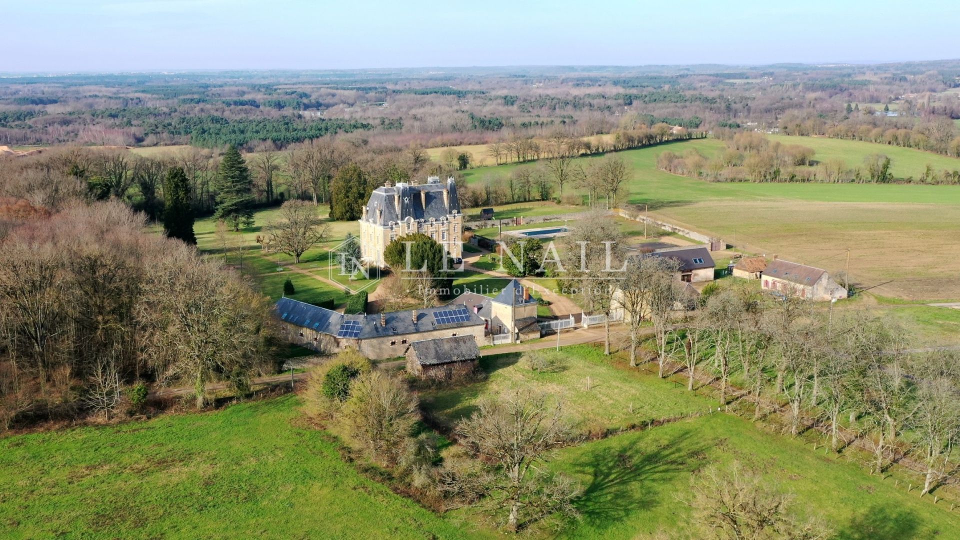 château 28 pièces en vente à LE MANS (72000)
