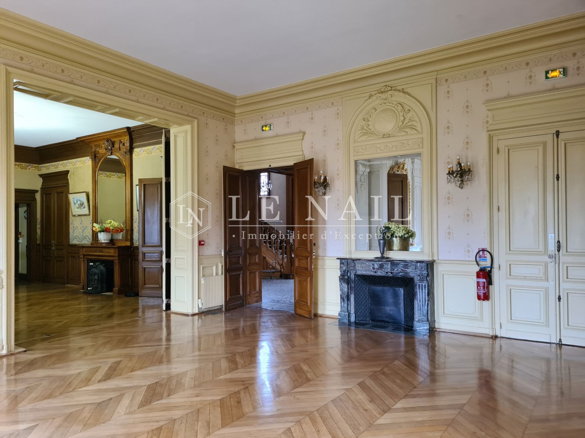 château 28 pièces en vente à LE MANS (72000)