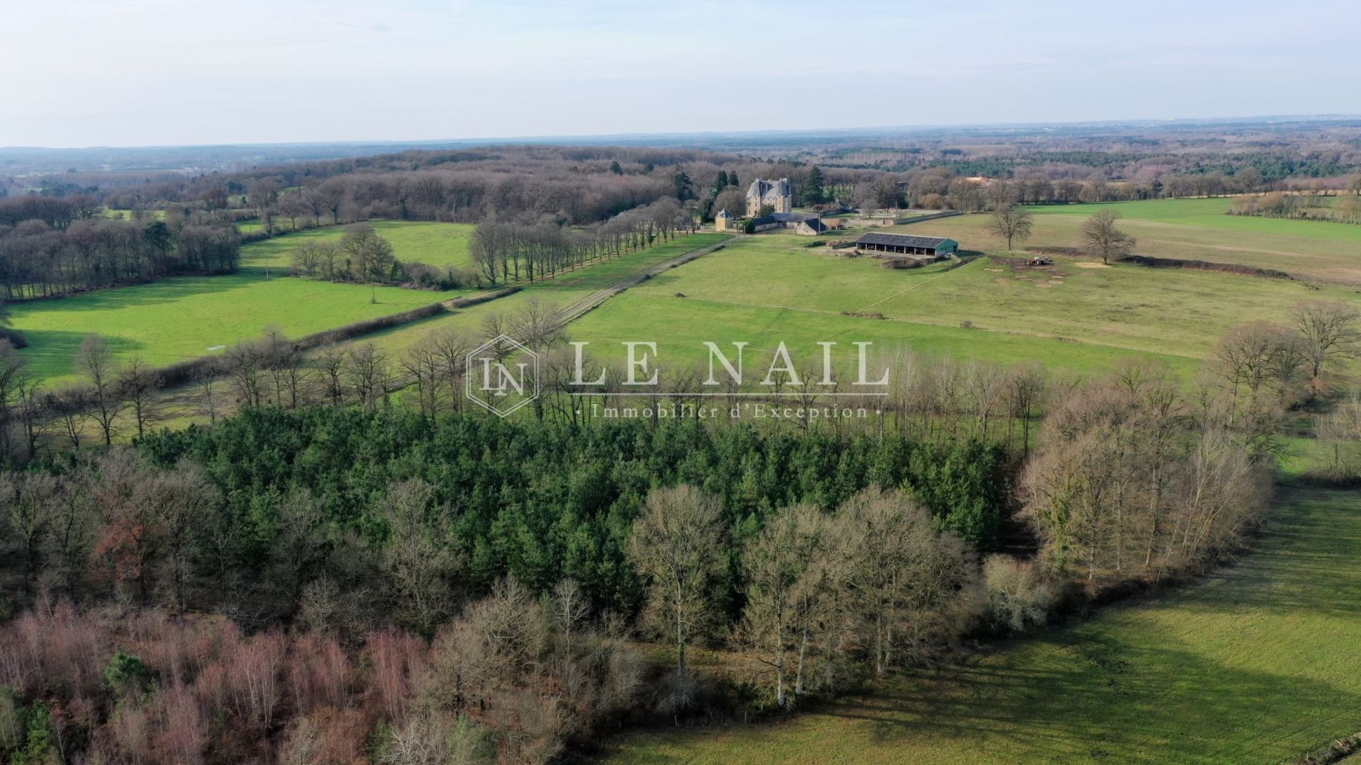 château 28 pièces en vente à LE MANS (72000)
