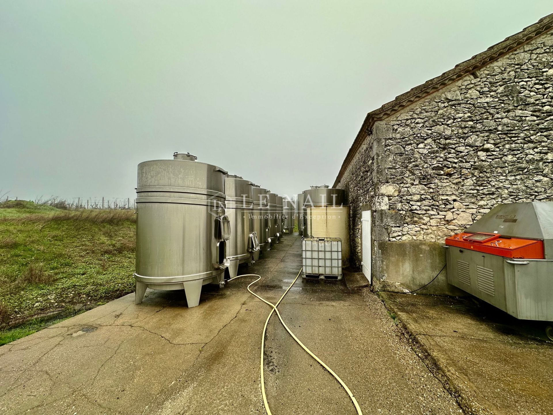 wine estate 6 rooms for sale on BERGERAC (24100)