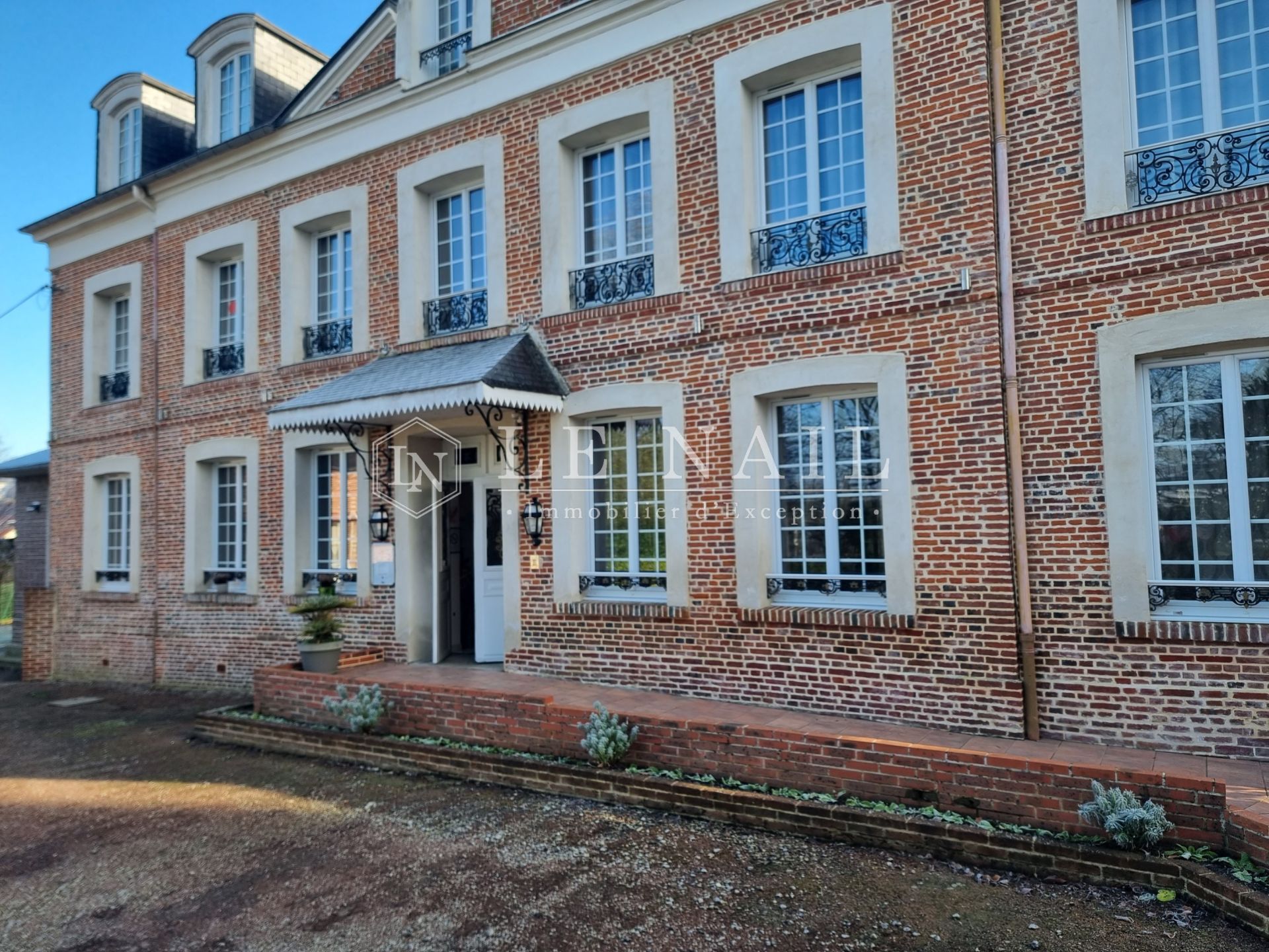 manor house 23 rooms for sale on GACE (61230)