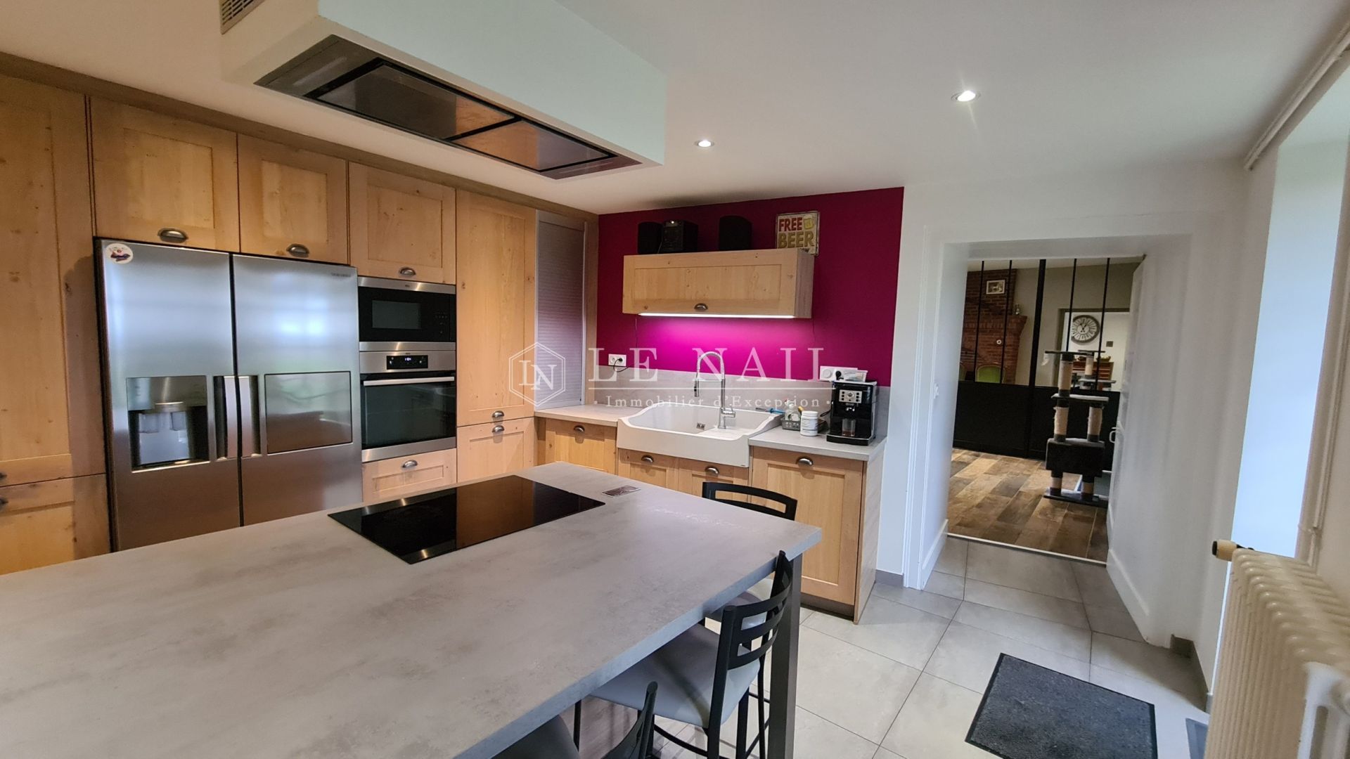 house 8 rooms for sale on VITRE (35500)