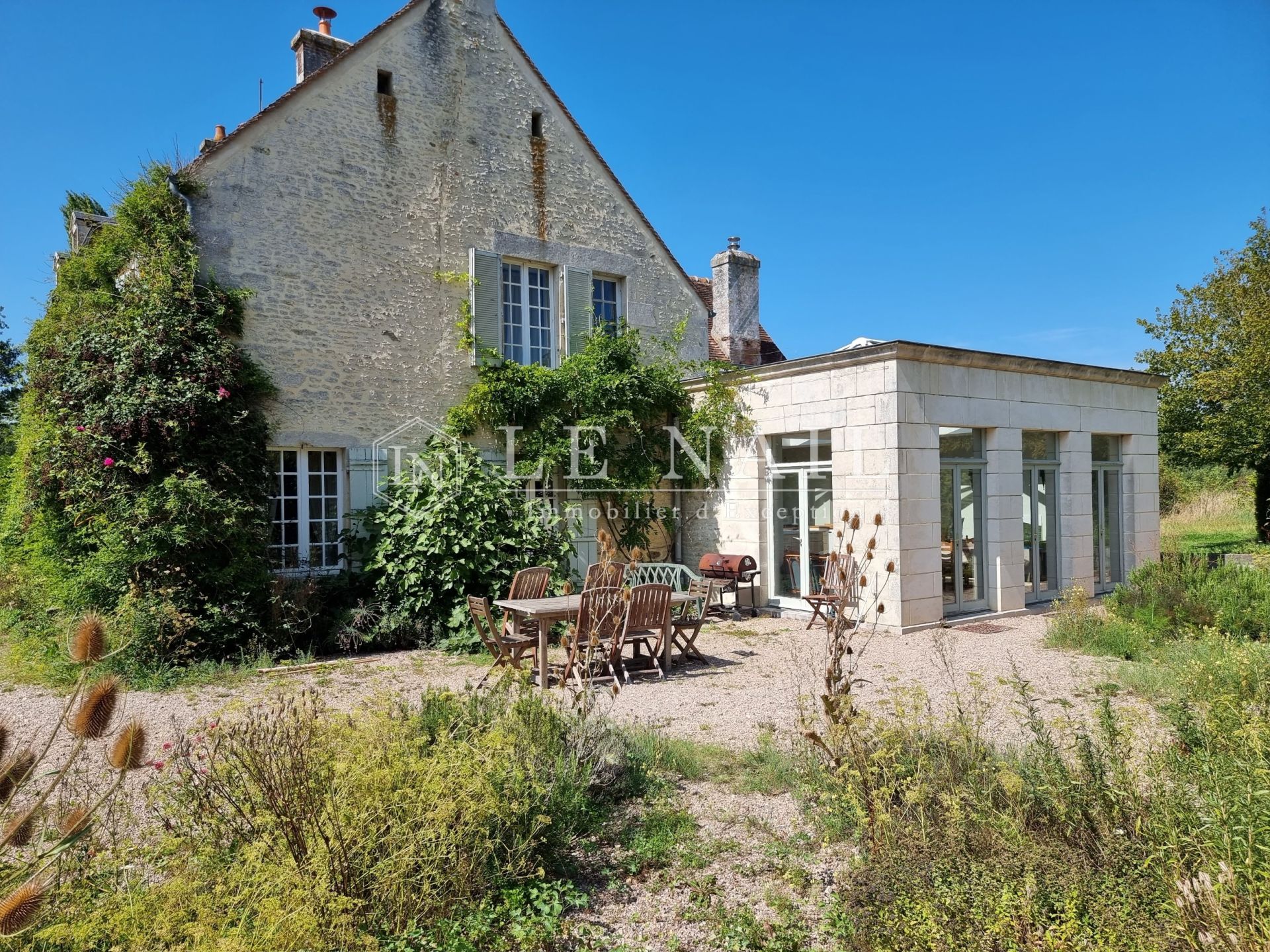 maison de maître 10 pièces en vente à PUTANGES LE LAC (61210)