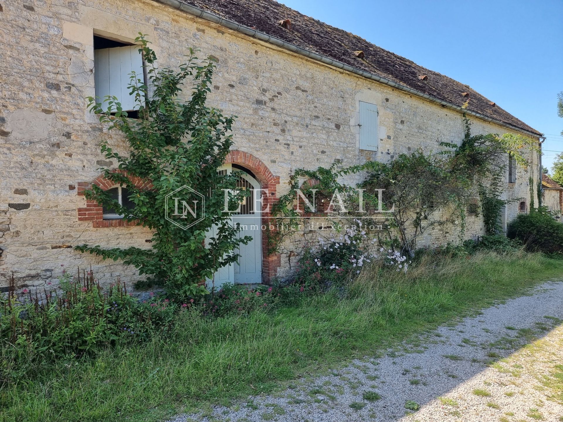 maison de maître 10 pièces en vente à PUTANGES LE LAC (61210)
