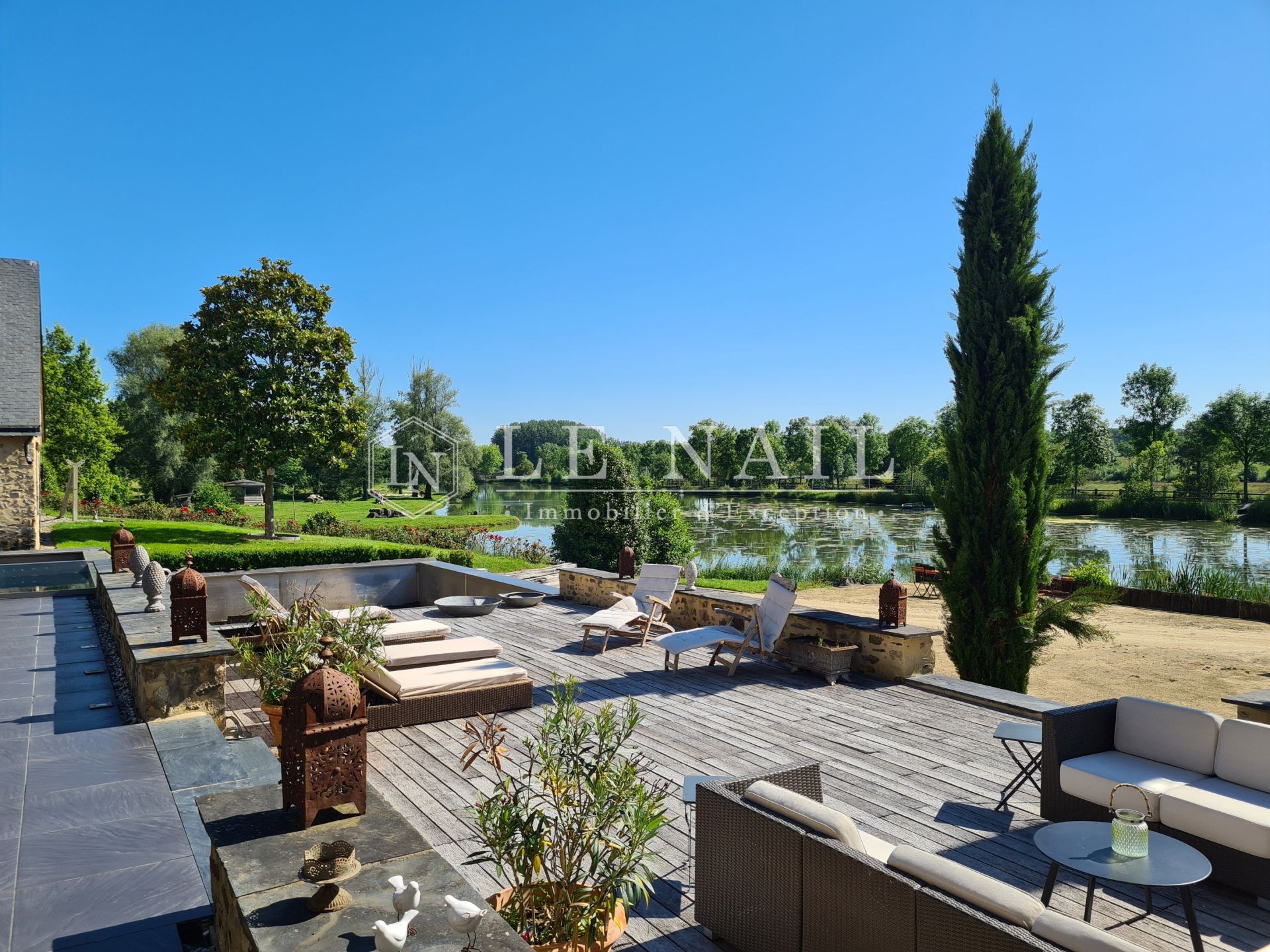 manor house 17 rooms for sale on CHATEAU GONTIER SUR MAYENNE (53200)