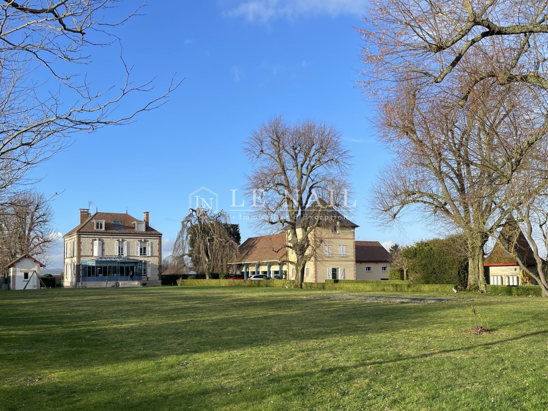 property 7 rooms for sale on TROYES (10000)