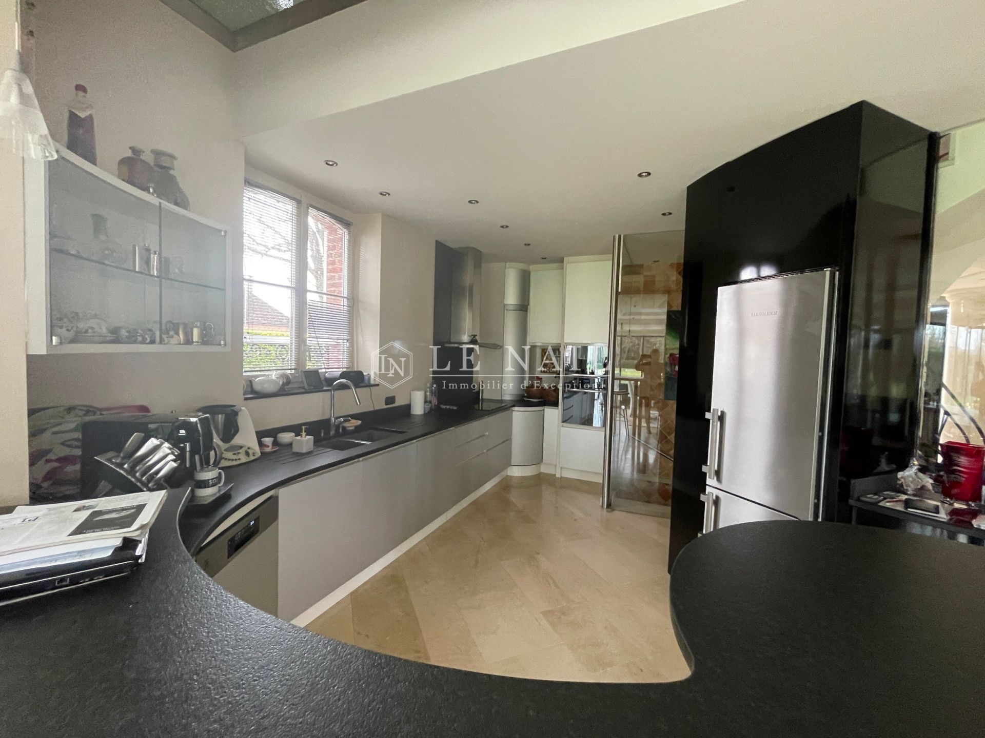 For sale Property Troyes (10000)