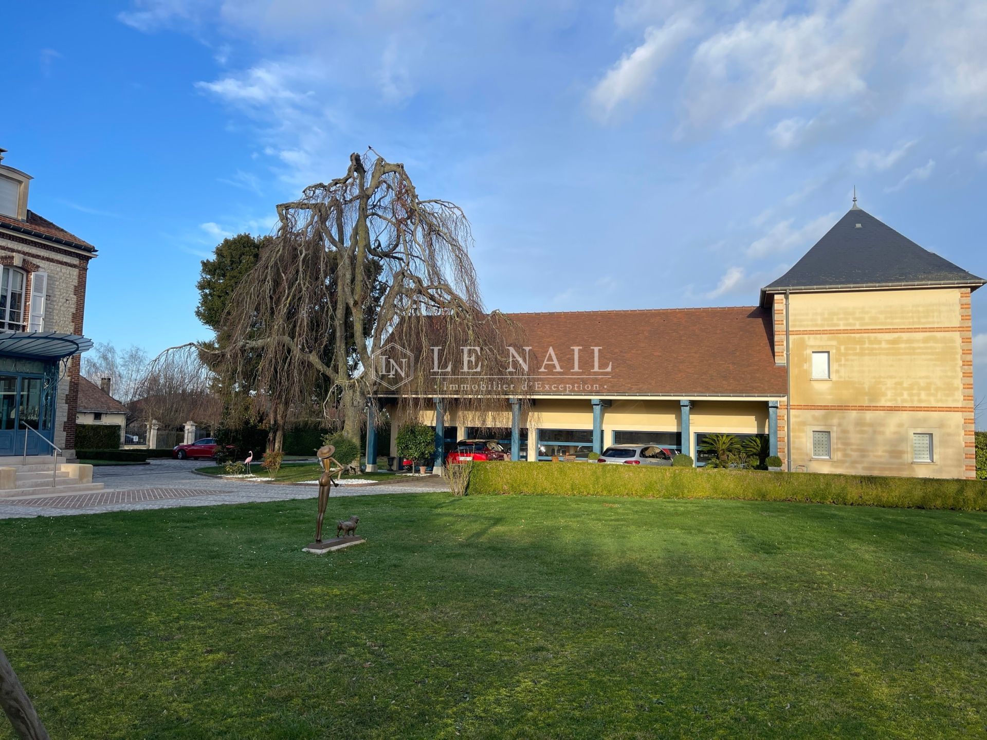 For sale Property Troyes (10000)