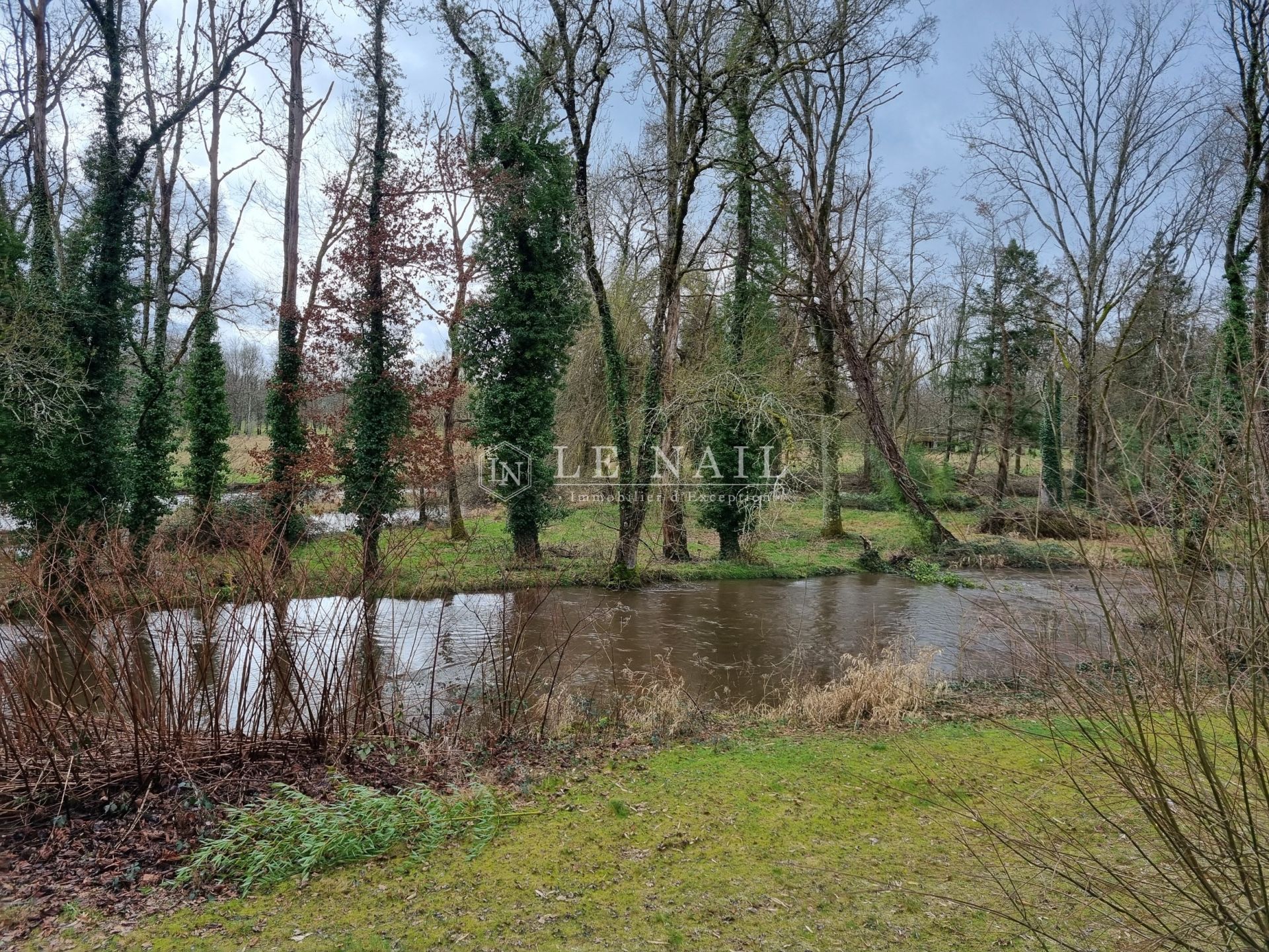 propriété 14 pièces en vente à LAMOTTE BEUVRON (41600)
