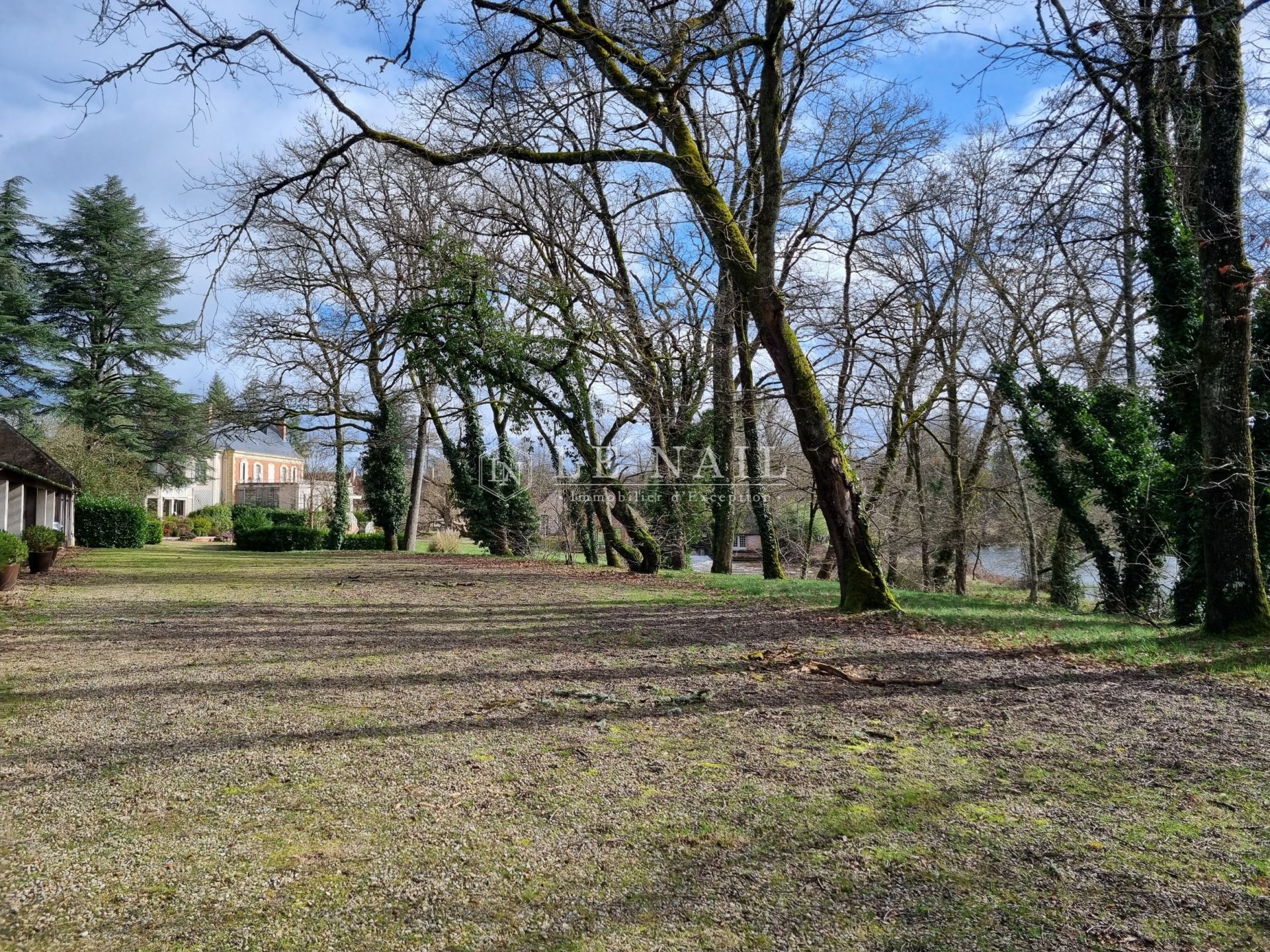propriété 14 pièces en vente à LAMOTTE BEUVRON (41600)