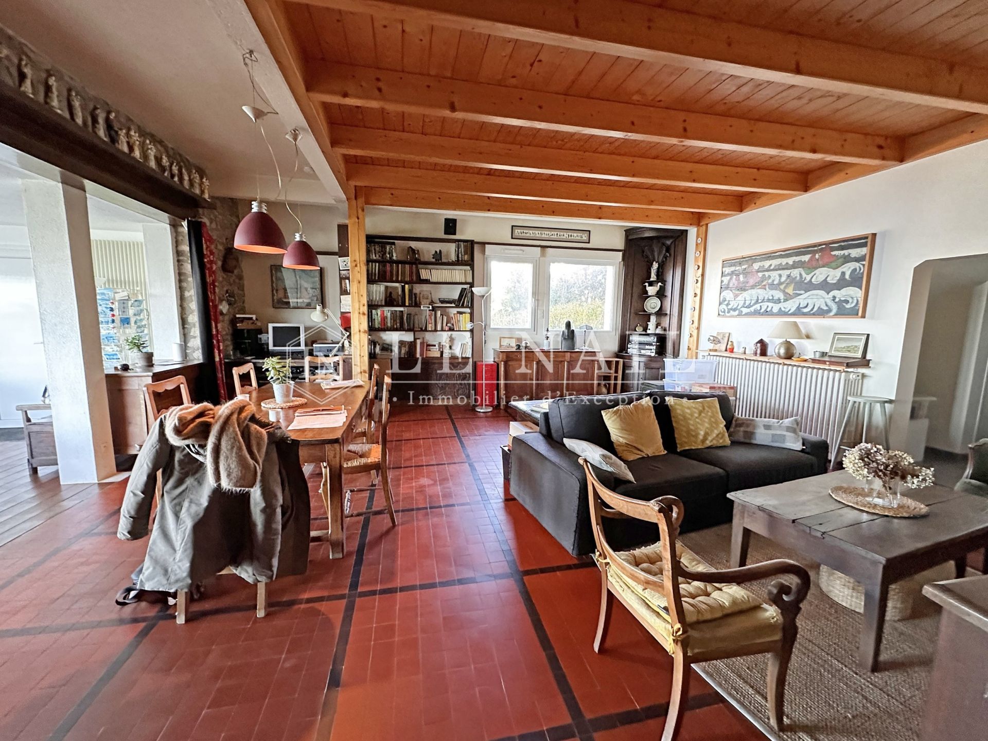 villa 11 rooms for sale on MESQUER (44420)