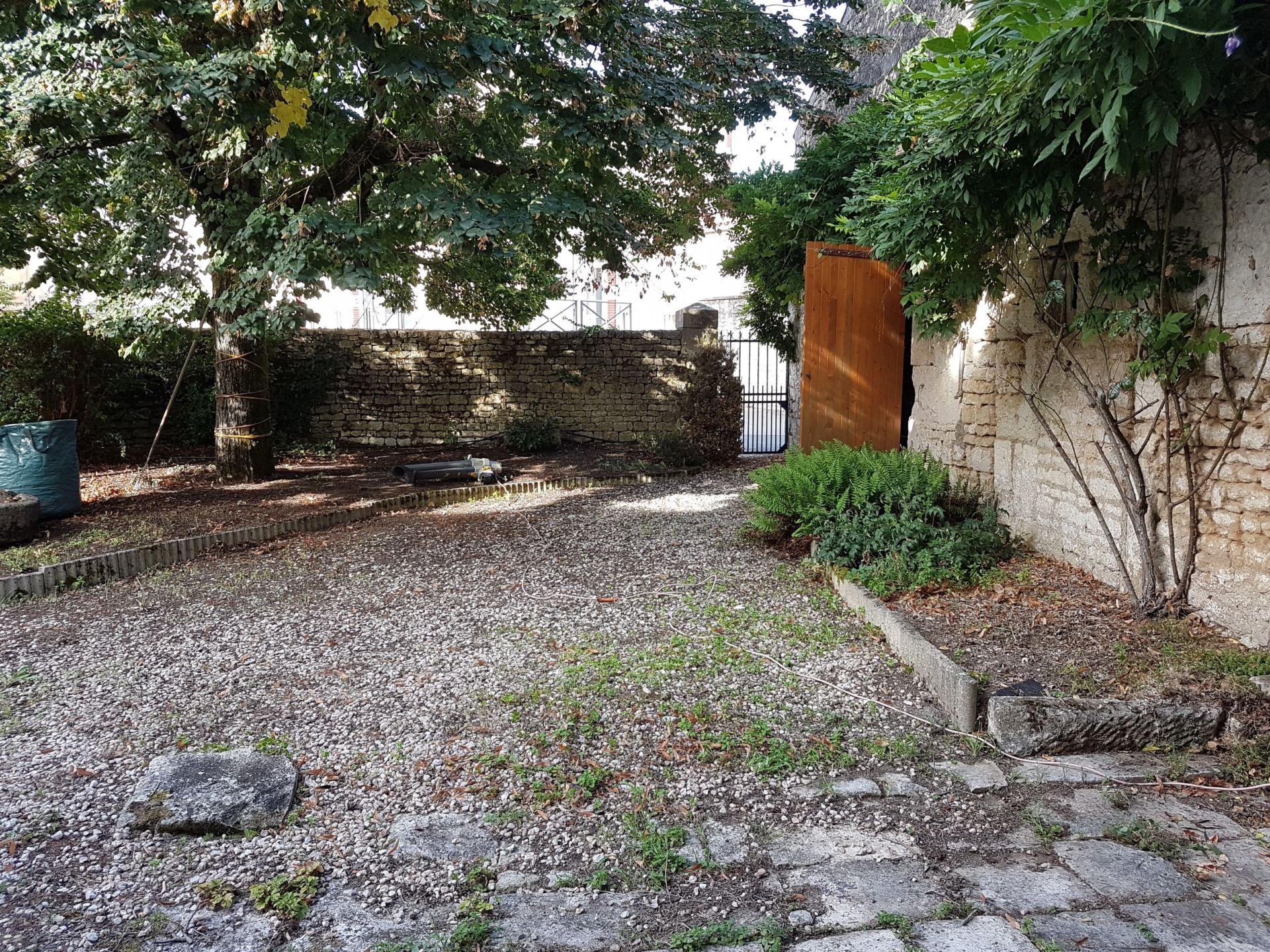 maison 8 pièces en vente à LUCON (85400)