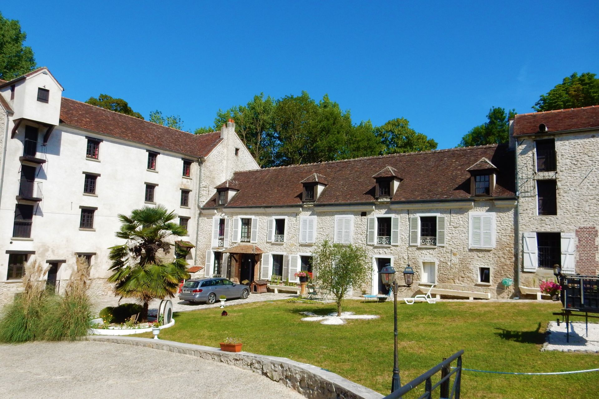 propriété 37 pièces en vente à CLAYE SOUILLY (77410)