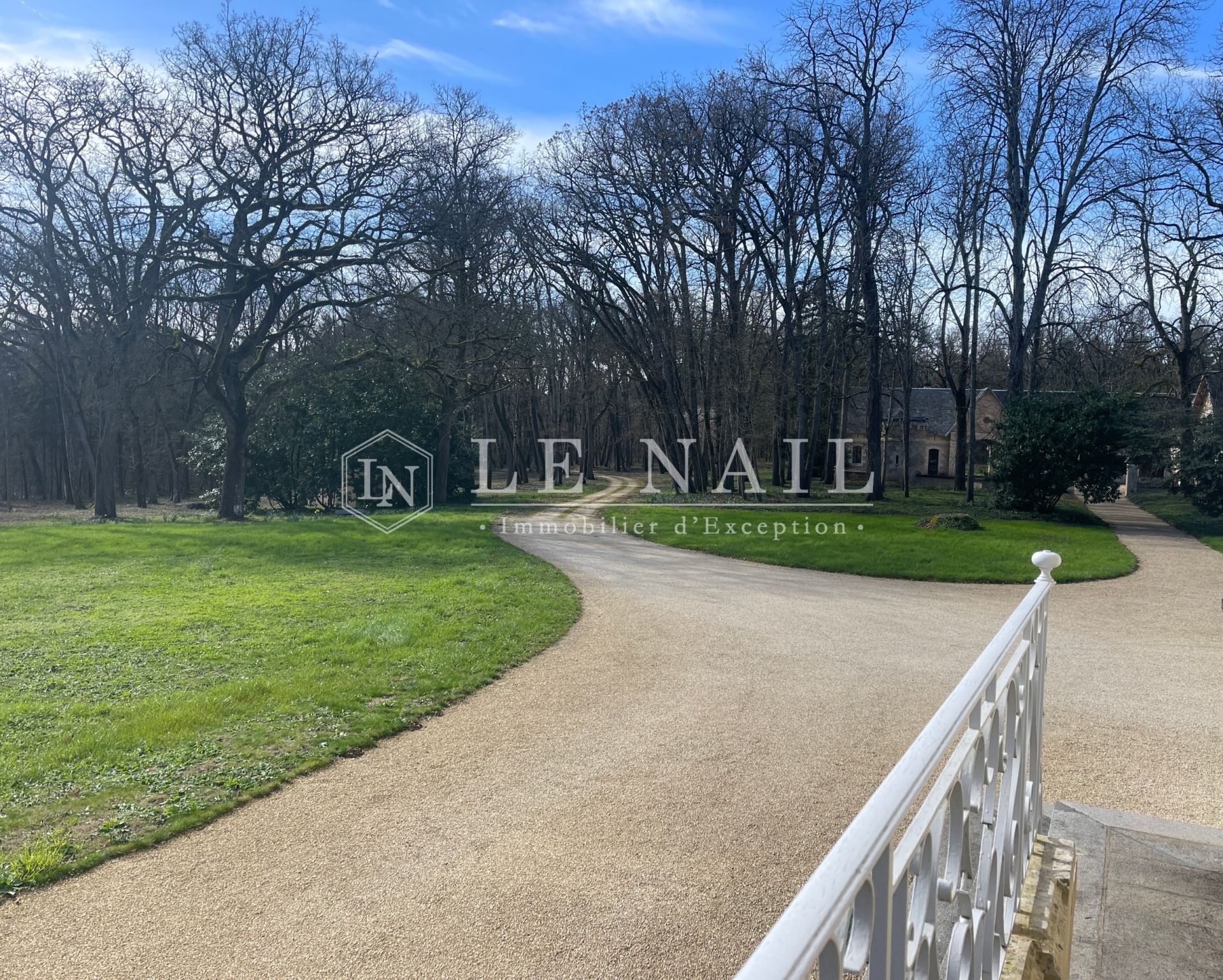 château 11 pièces en vente à POITIERS (86000)