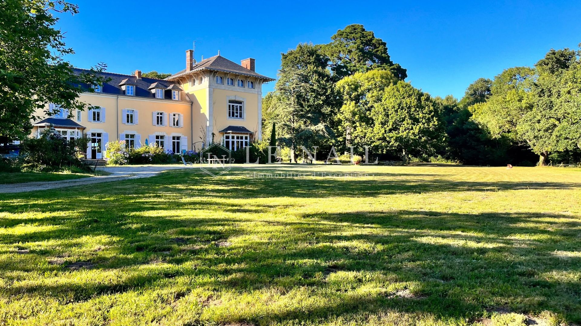 propriété 20 pièces en vente à PORNIC (44210)