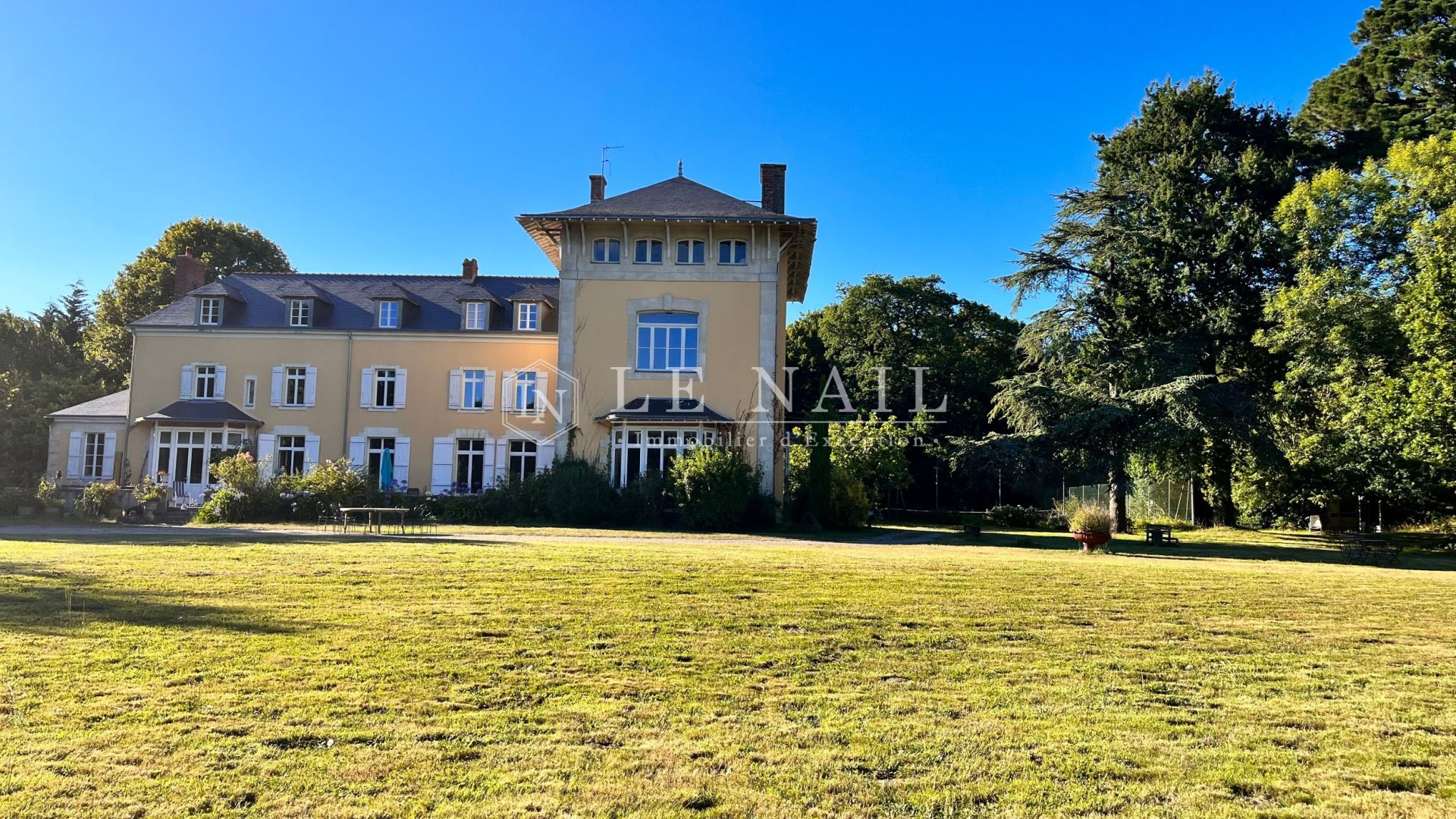 propriété 20 pièces en vente à PORNIC (44210)