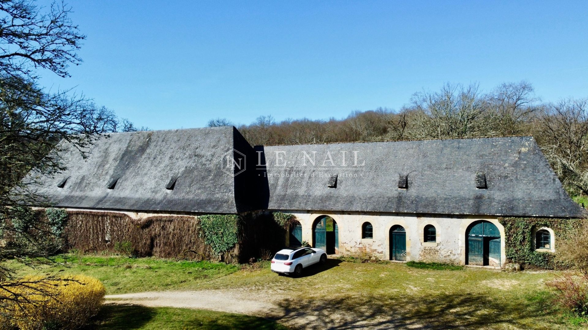 château 17 pièces en vente à PERIGUEUX (24000)