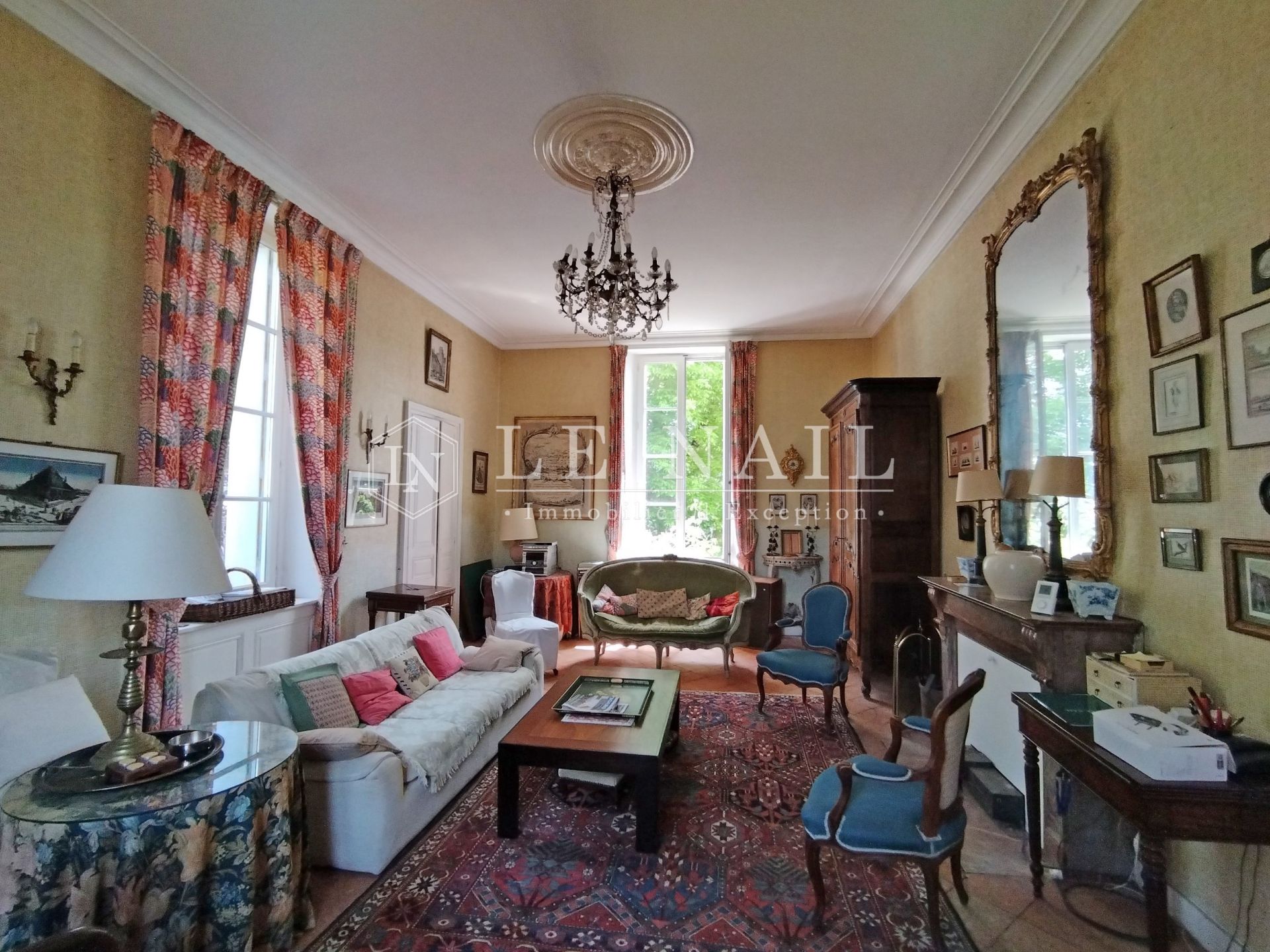 house 9 rooms for sale on LE LION D ANGERS (49220)