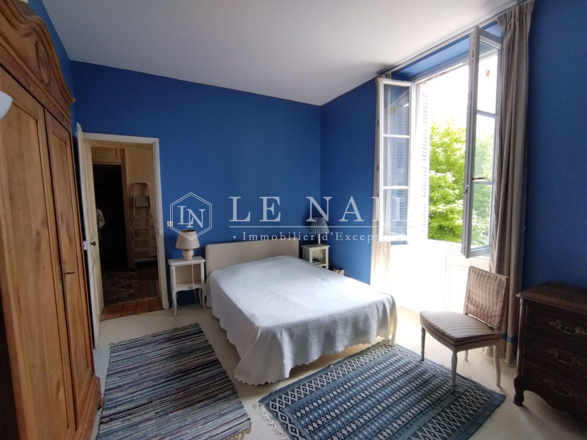 house 9 rooms for sale on LE LION D ANGERS (49220)