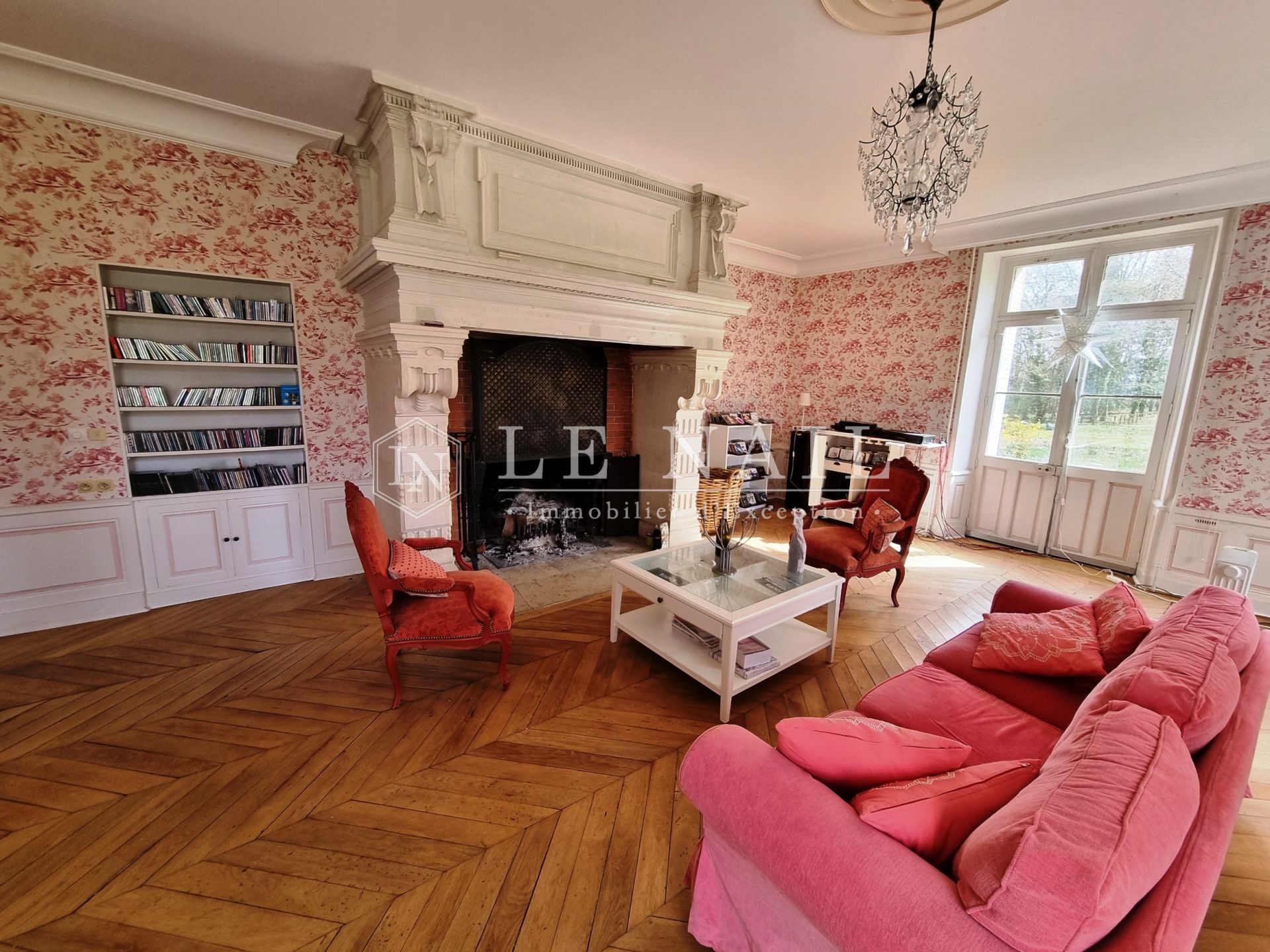 château 20 pièces en vente à TOURS (37000)