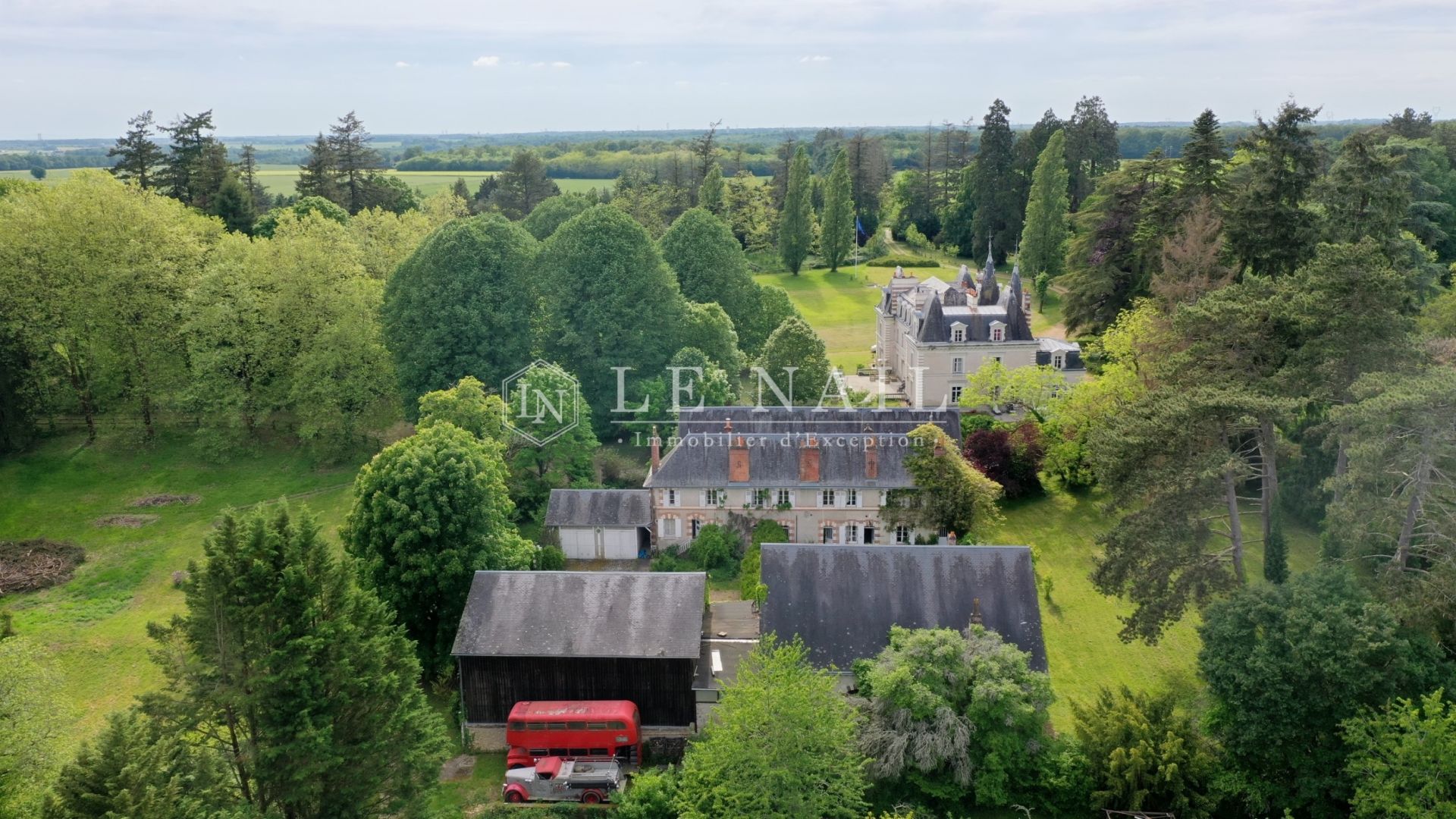 château 20 pièces en vente à TOURS (37000)