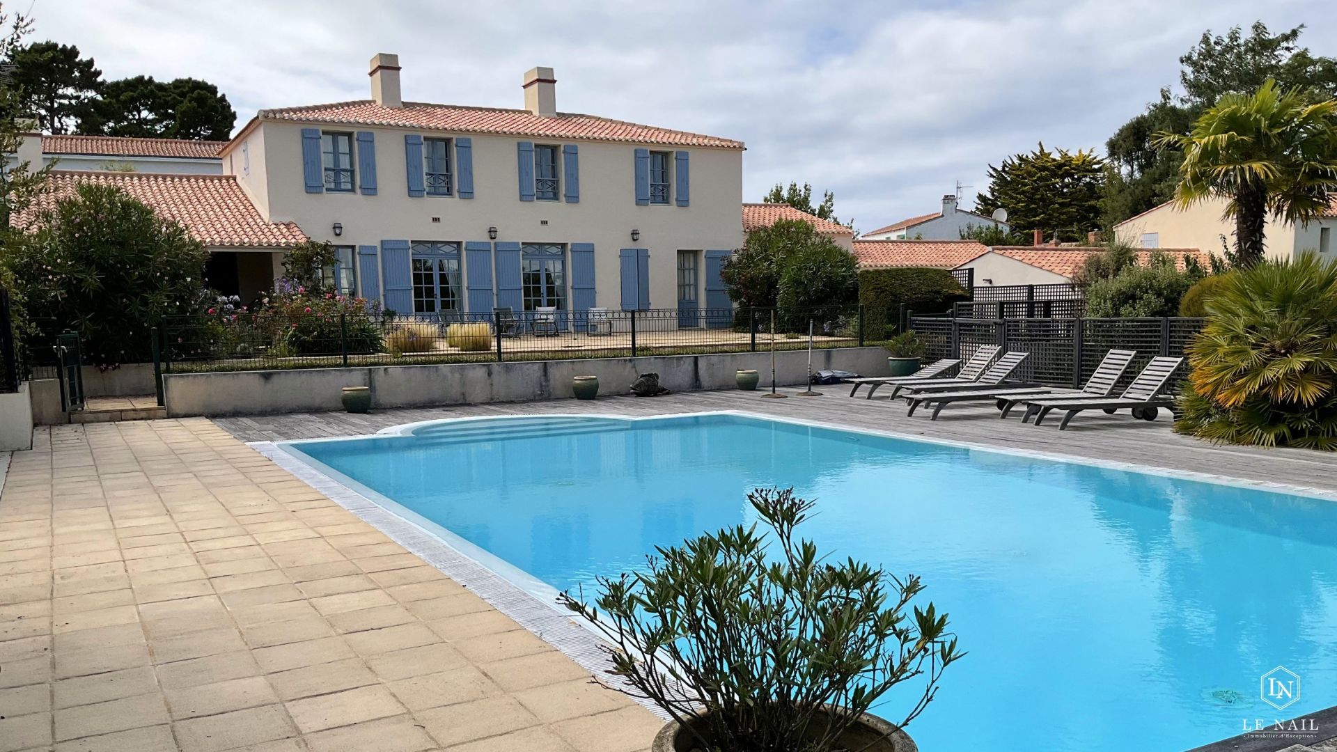 house 10 rooms for sale on NOIRMOUTIER EN L ILE (85330)