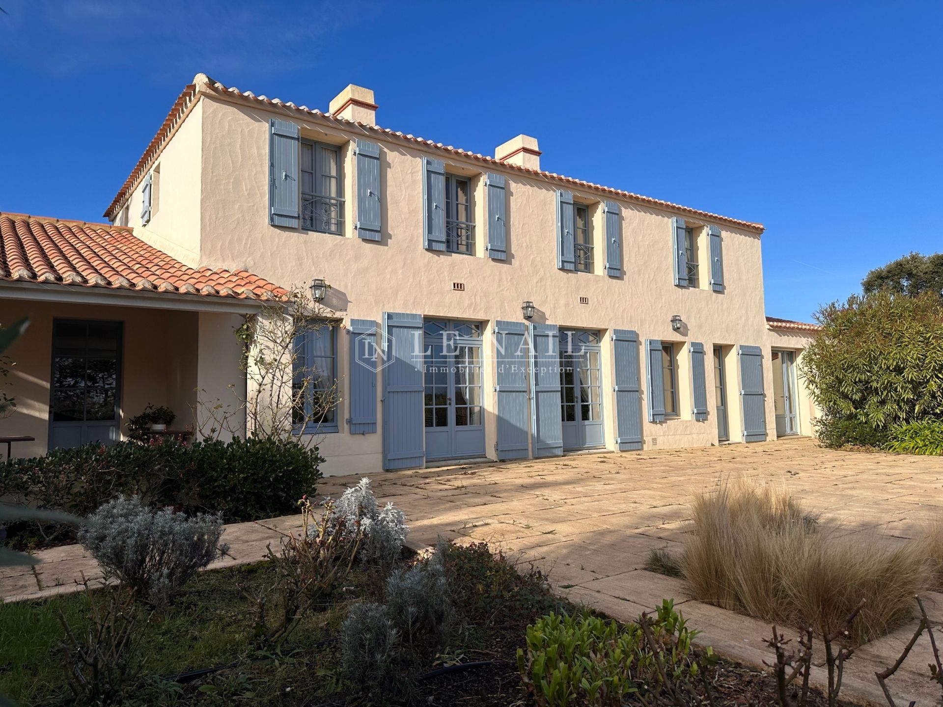 house 10 rooms for sale on NOIRMOUTIER EN L ILE (85330)
