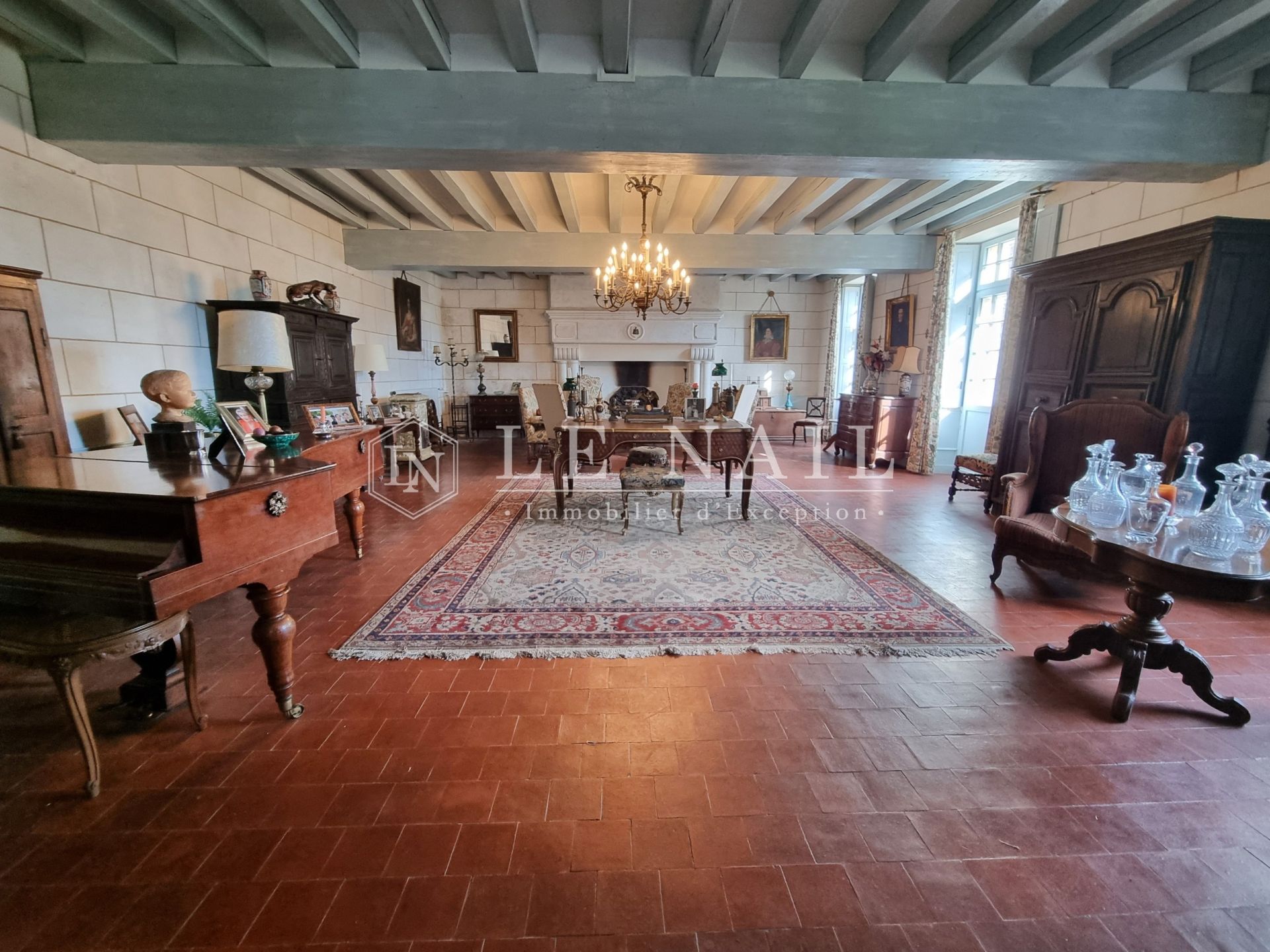 castle 20 rooms for sale on CHATEAU DU LOIR (72500)