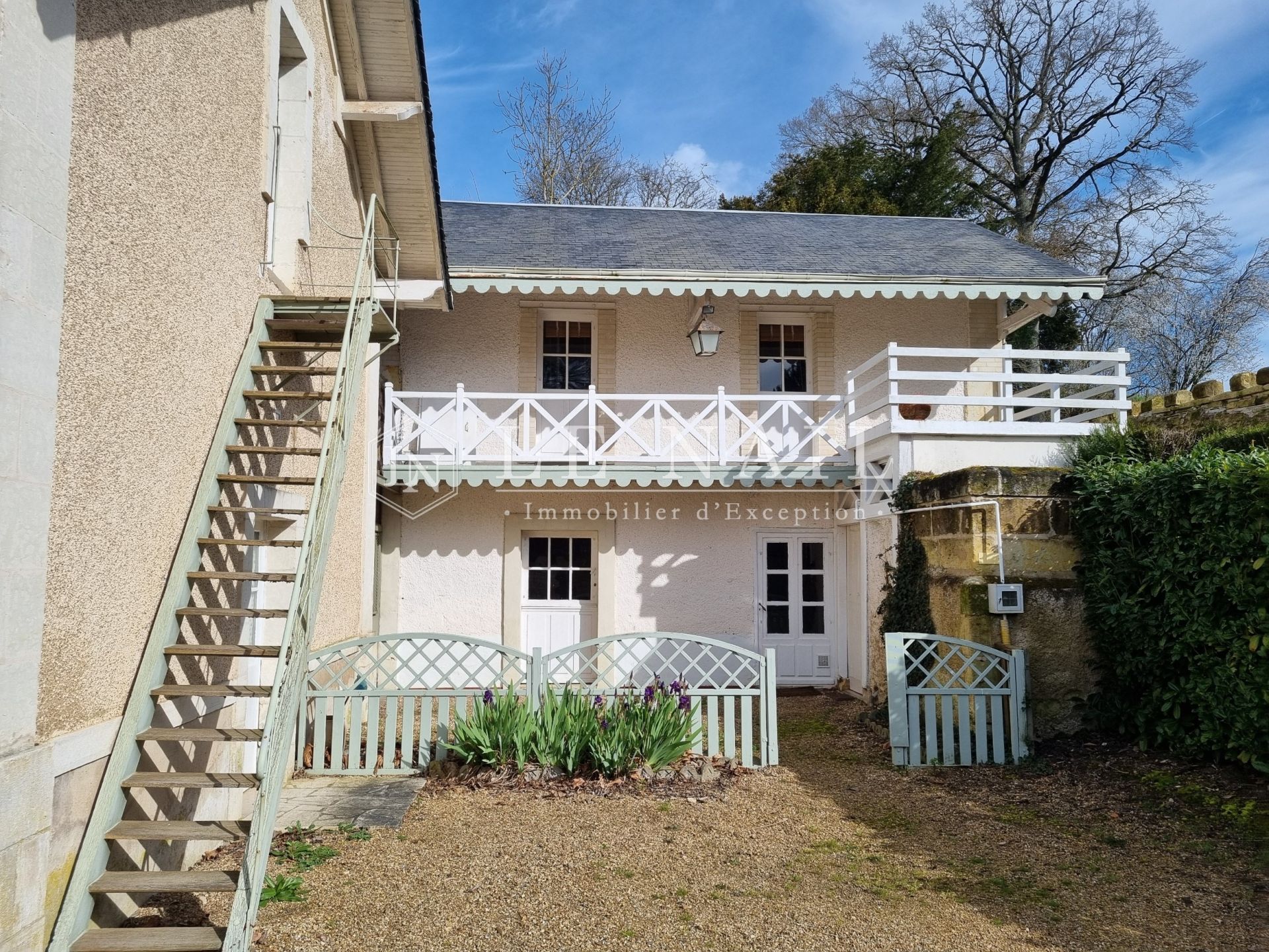 castle 20 rooms for sale on CHATEAU DU LOIR (72500)