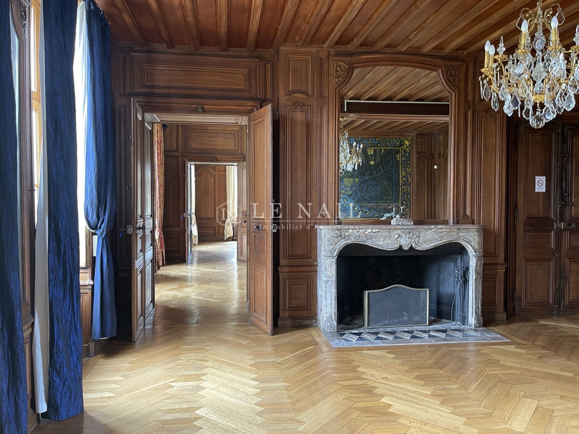 château 36 pièces en vente à CHALONS EN CHAMPAGNE (51000)