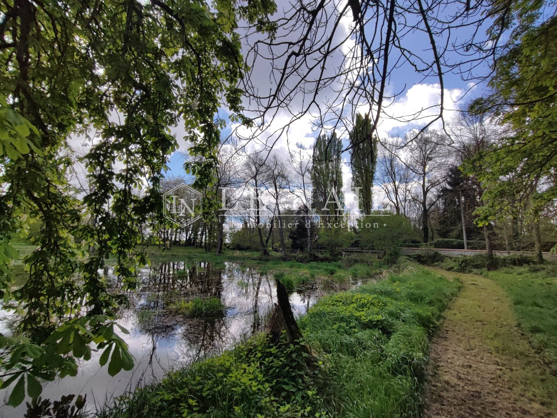 château 22 pièces en vente à ORLEANS (45000)