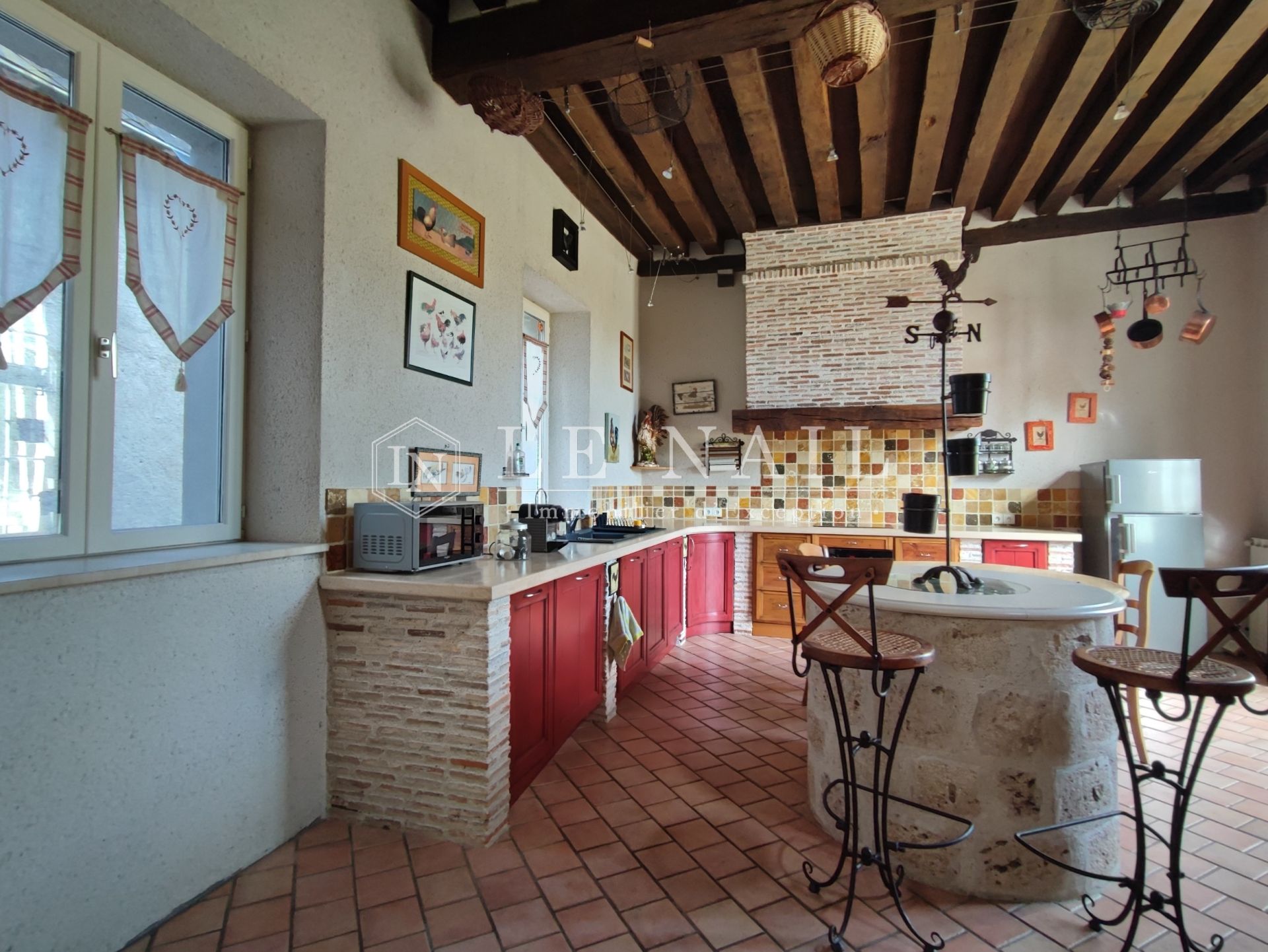 castle 22 rooms for sale on ORLEANS (45000)