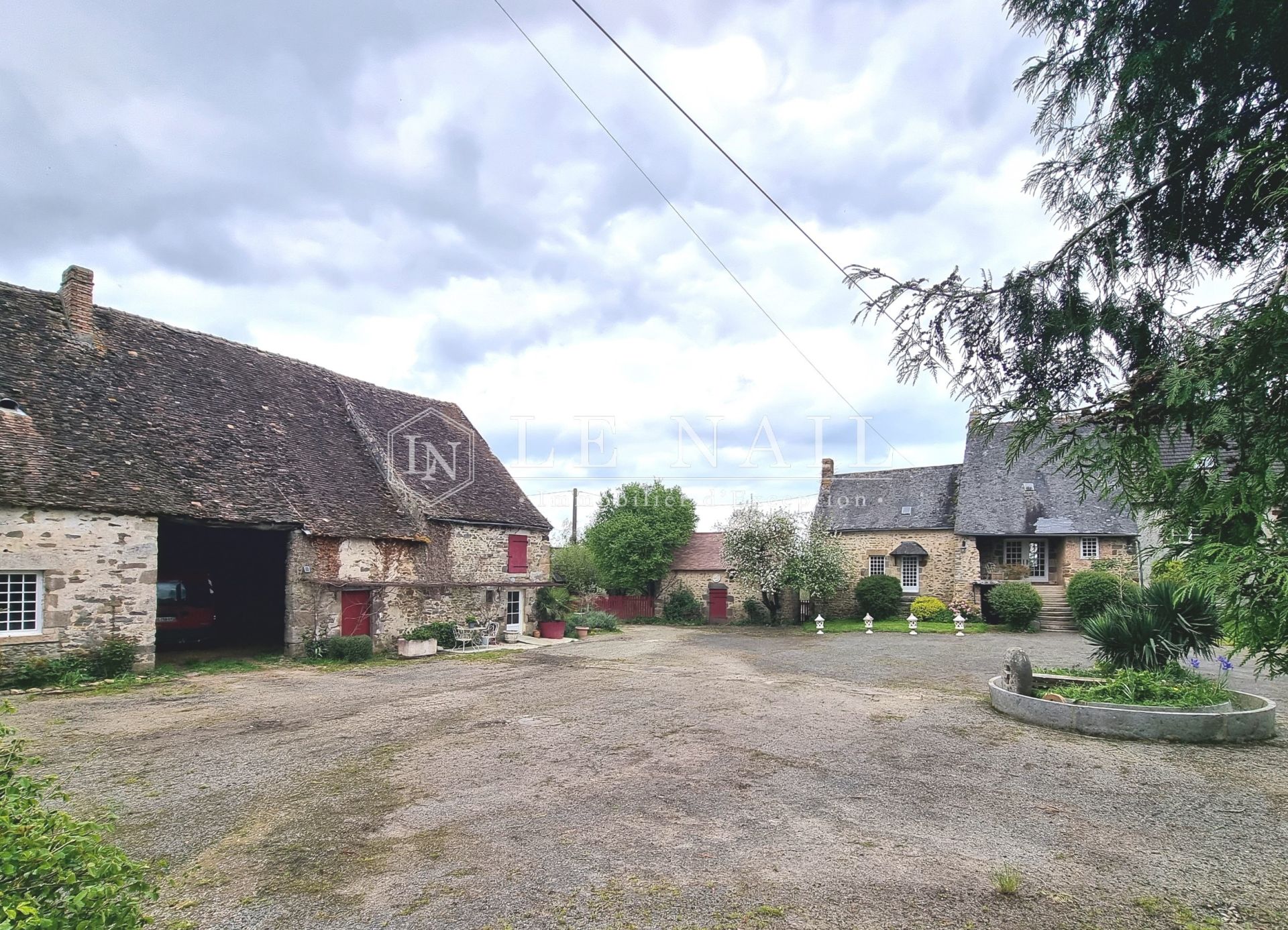 house 8 rooms for sale on FRESNAY SUR SARTHE (72130)