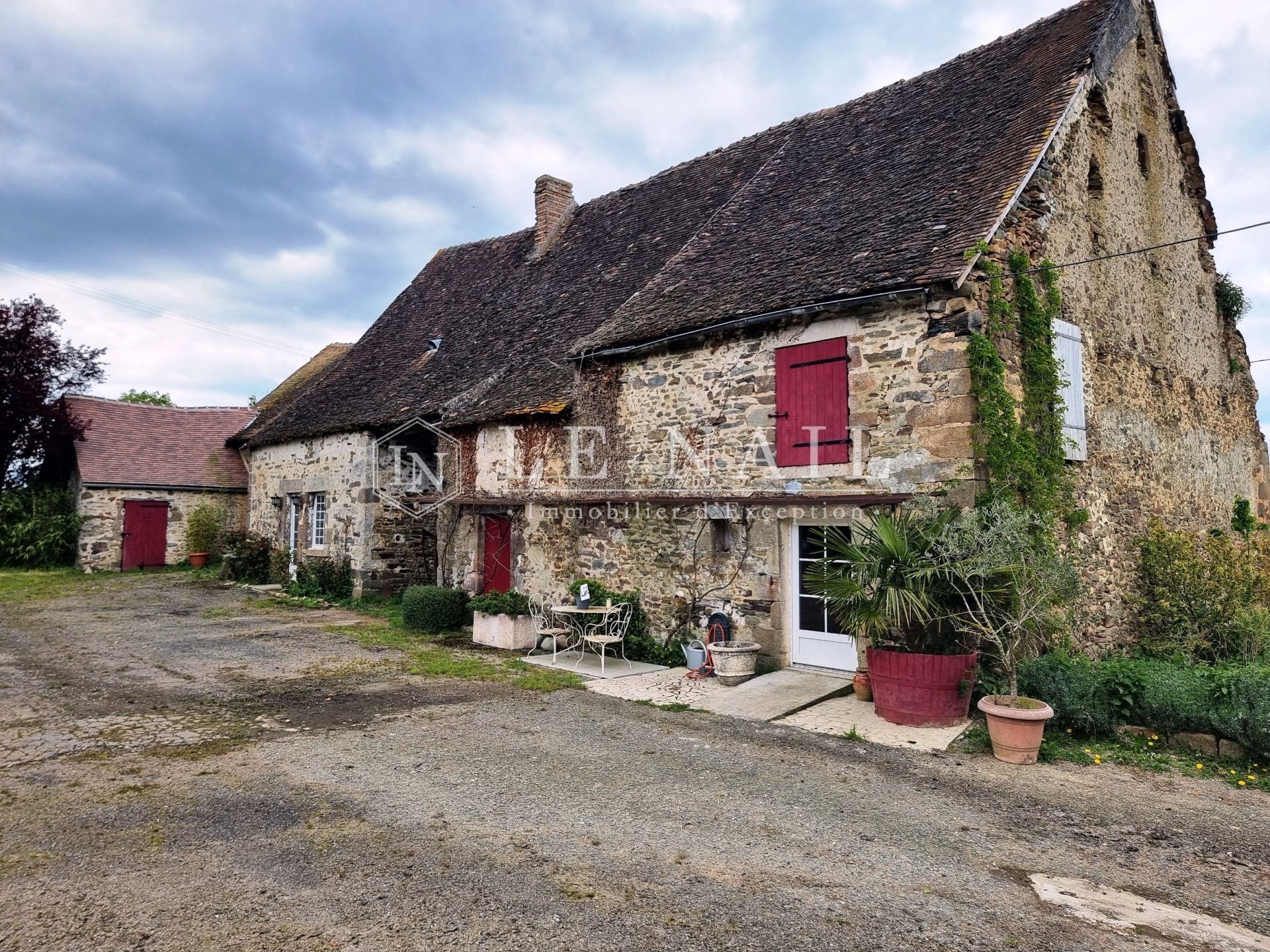 house 8 rooms for sale on FRESNAY SUR SARTHE (72130)