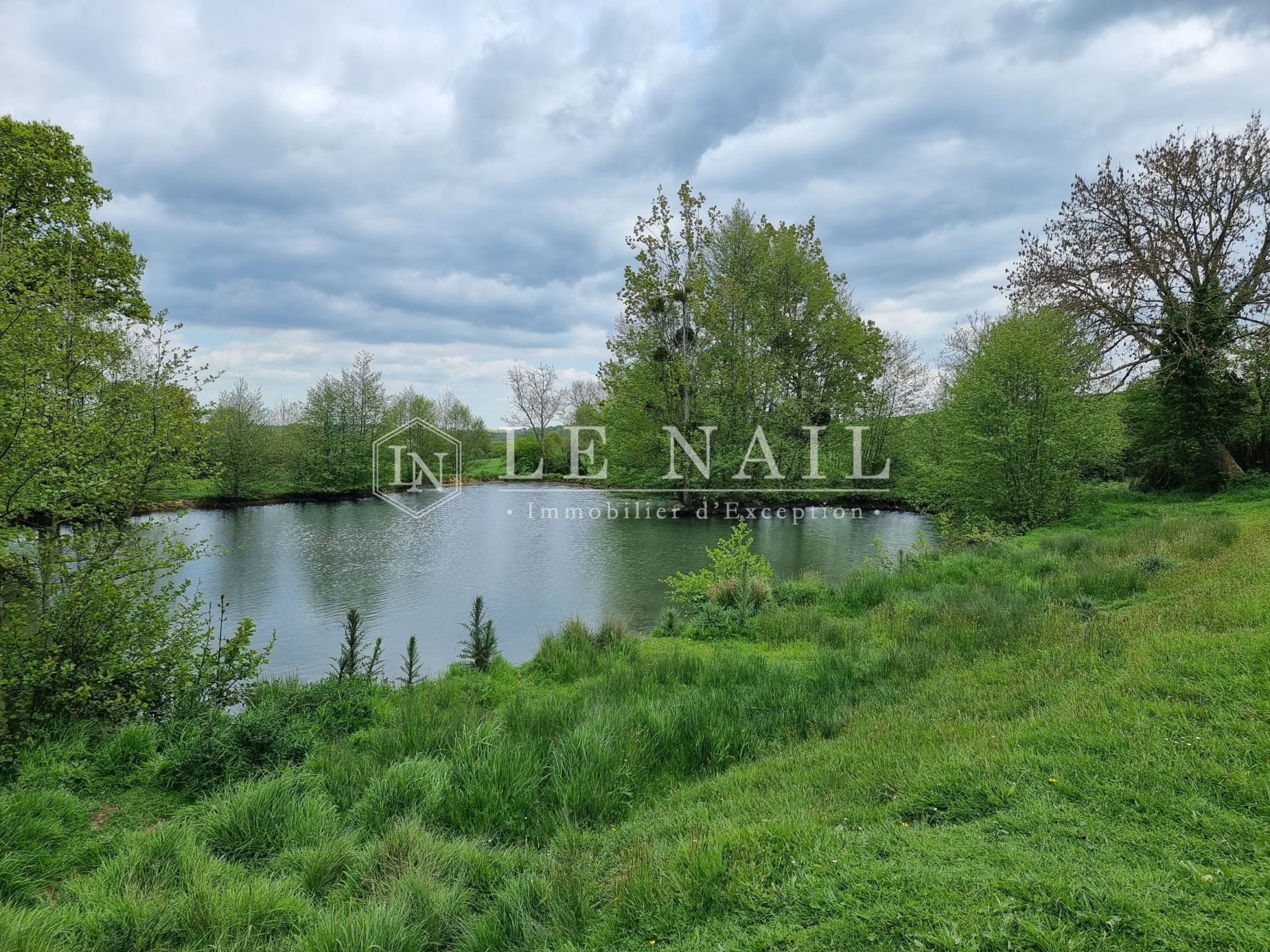 house 8 rooms for sale on FRESNAY SUR SARTHE (72130)