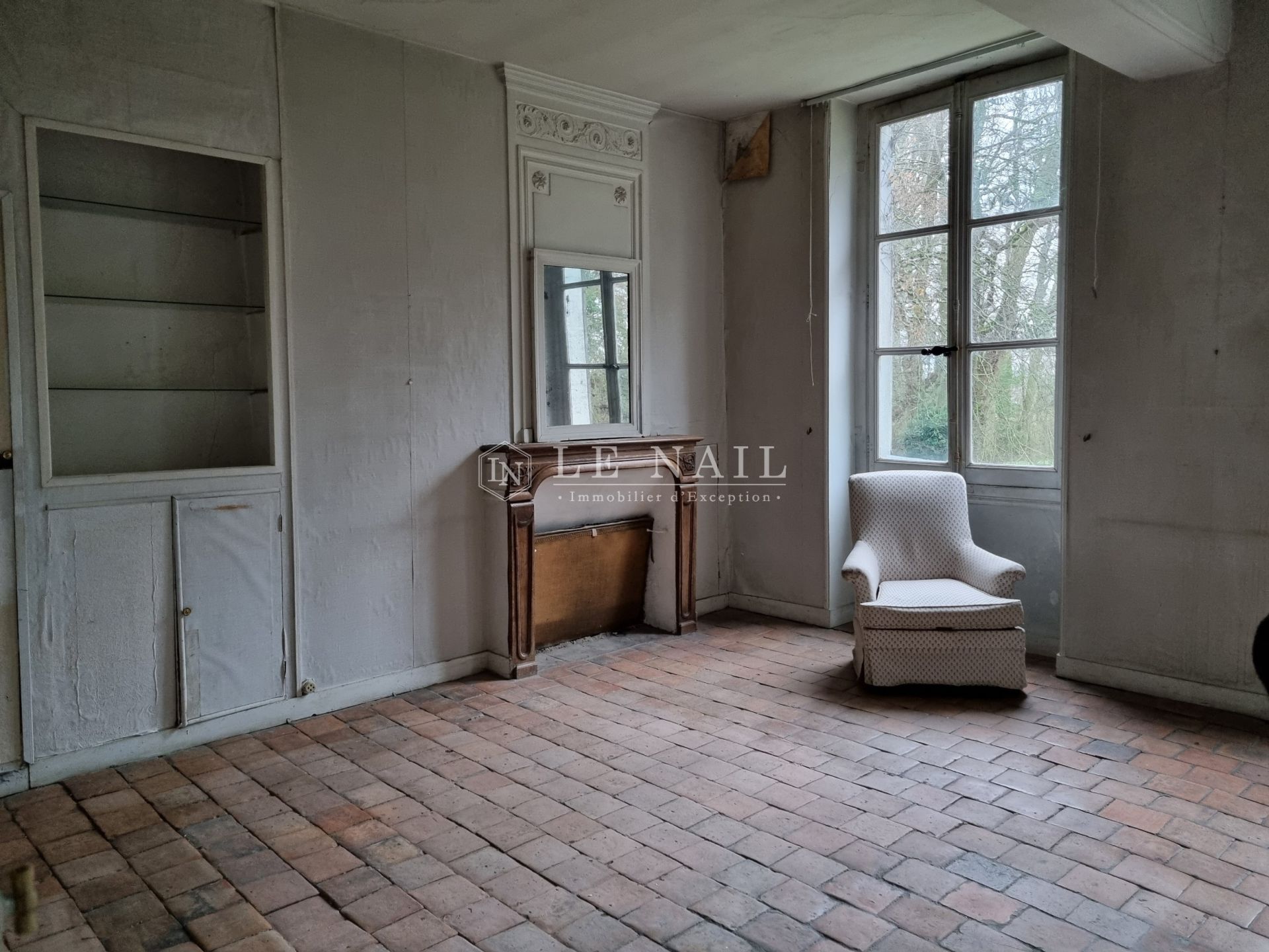 mansion 13 rooms for sale on ORLEANS (45000)