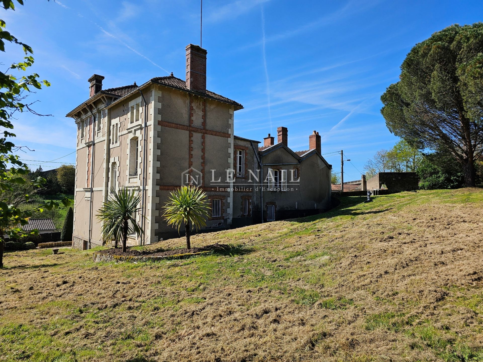 maison de maître 13 pièces en vente à ANGERS (49100)