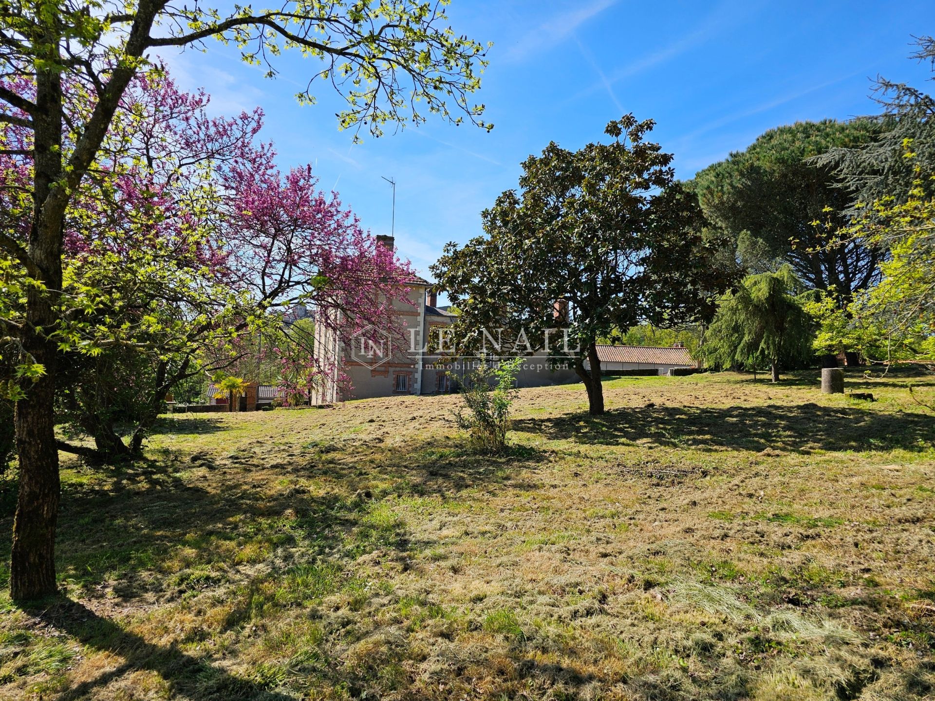 maison de maître 13 pièces en vente à ANGERS (49100)
