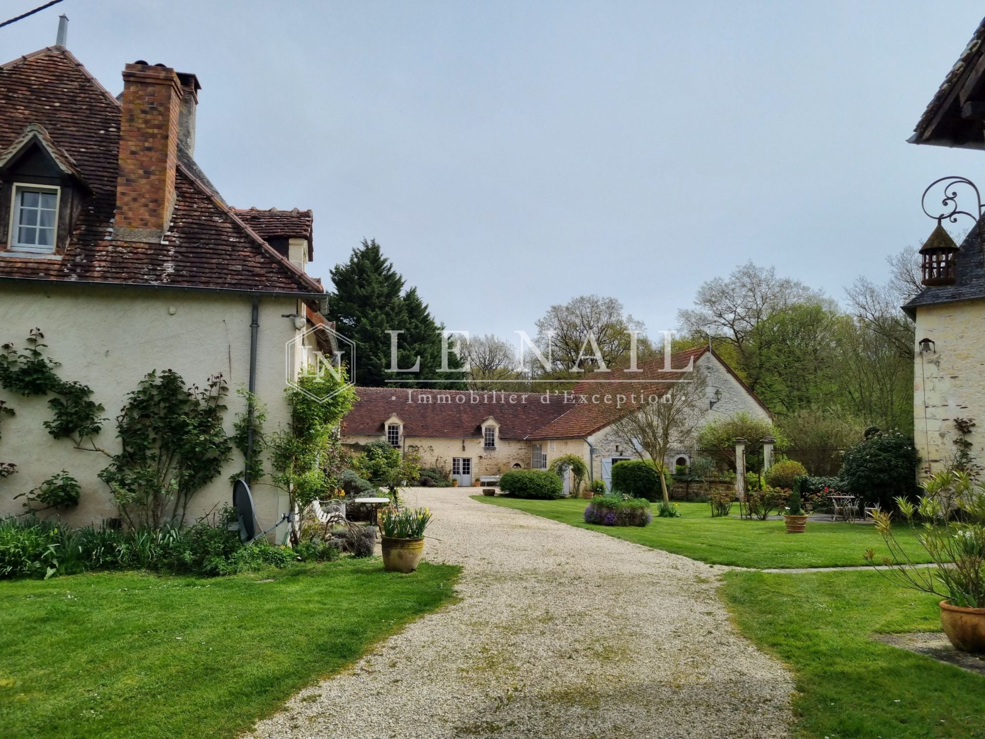 manor house 16 rooms for sale on LOCHES (37600)
