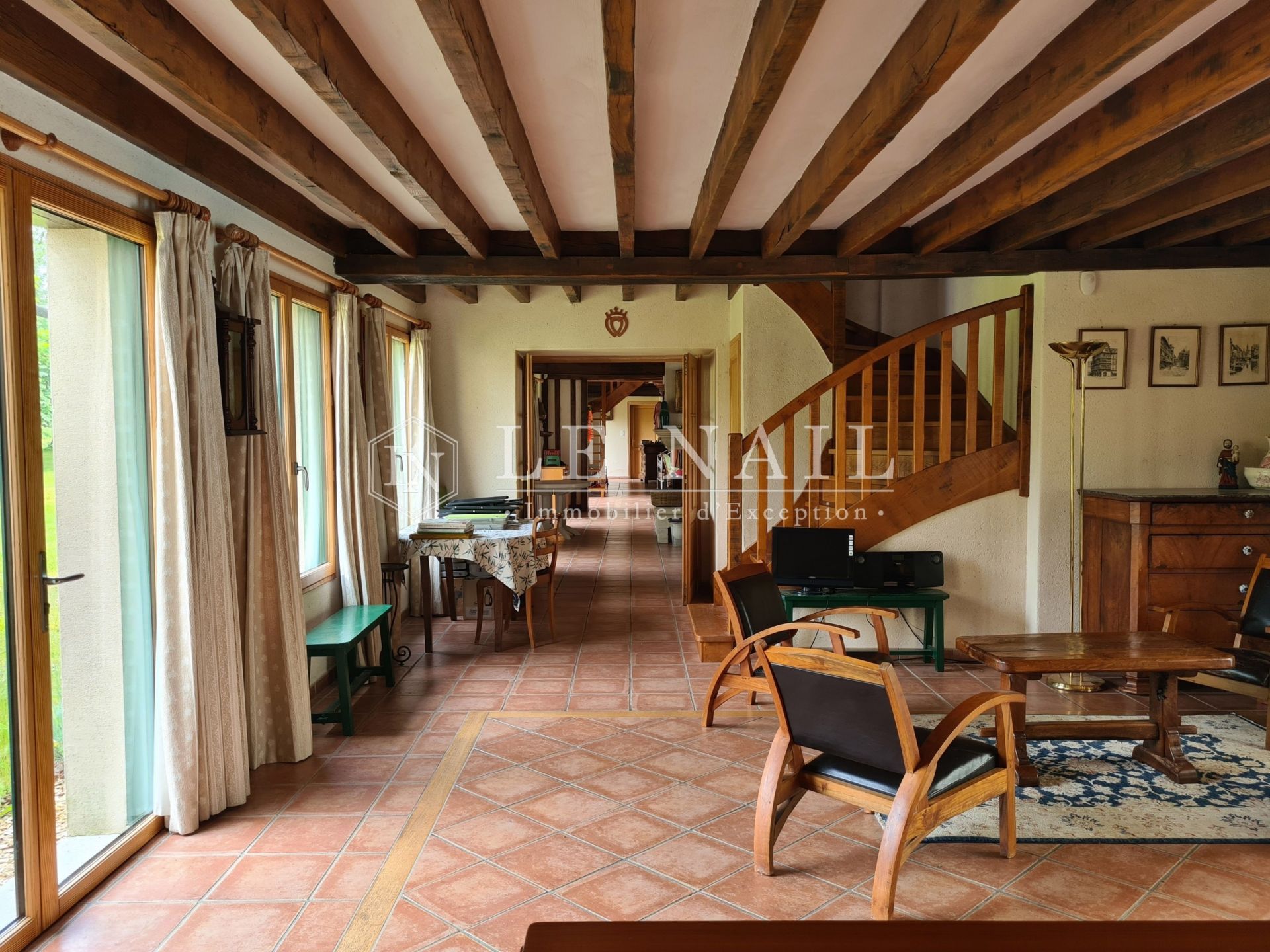 manoir 18 pièces en vente à CRAON (53400)