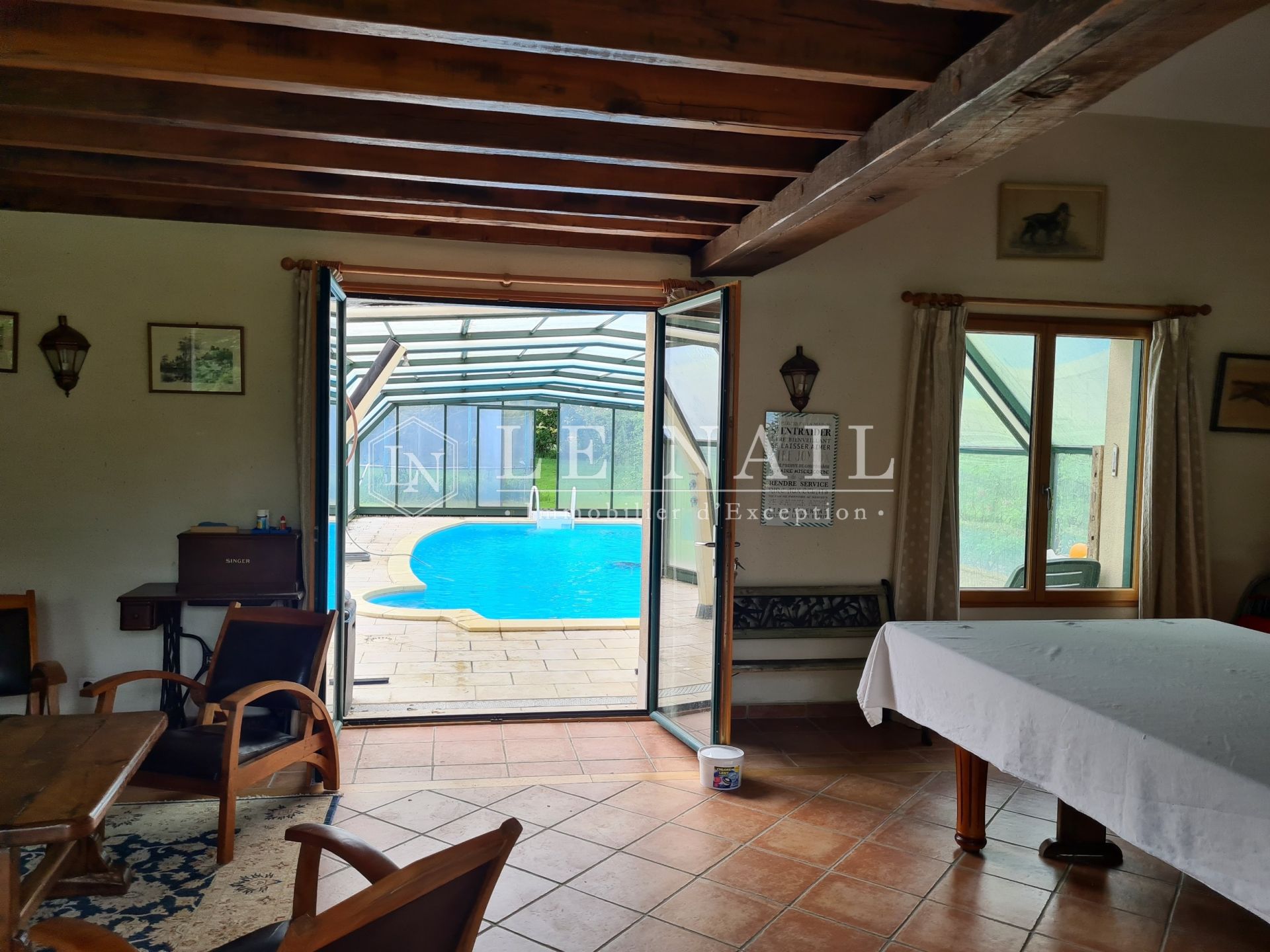manoir 18 pièces en vente à CRAON (53400)