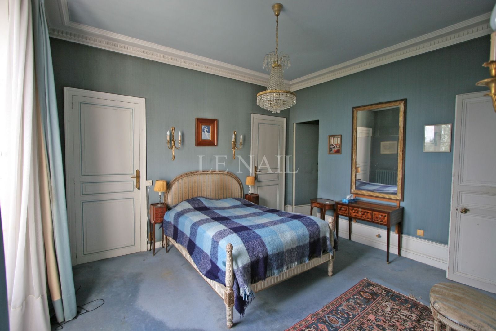 mansion (hôtel particulier) 15 rooms for sale on Chateau gontier (53200)