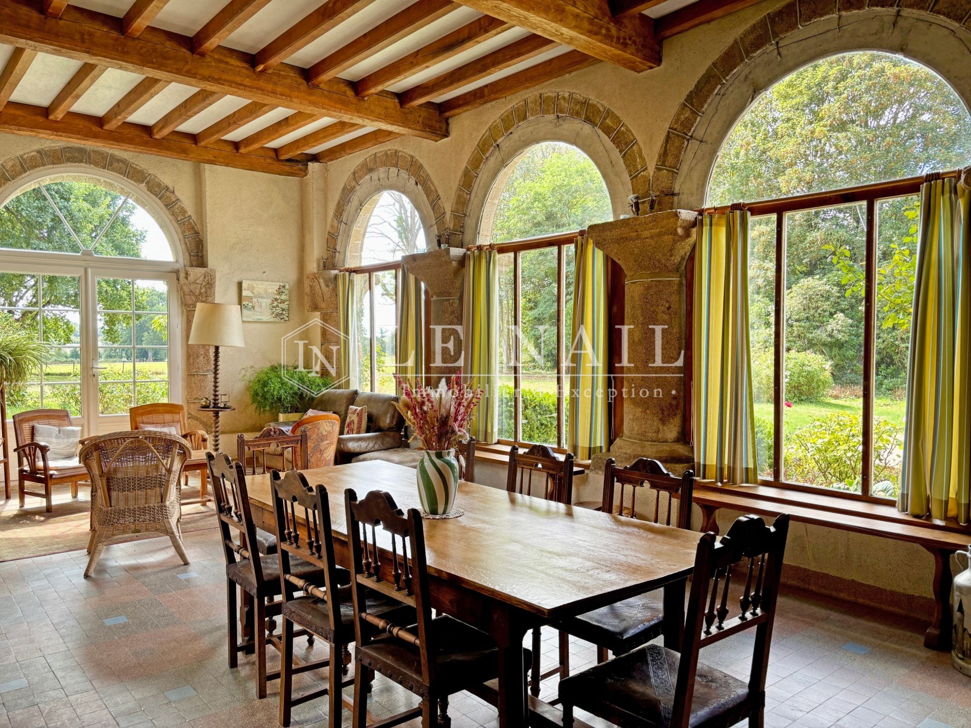 manoir 14 pièces en vente à ST HILAIRE DU HARCOUET (50600)