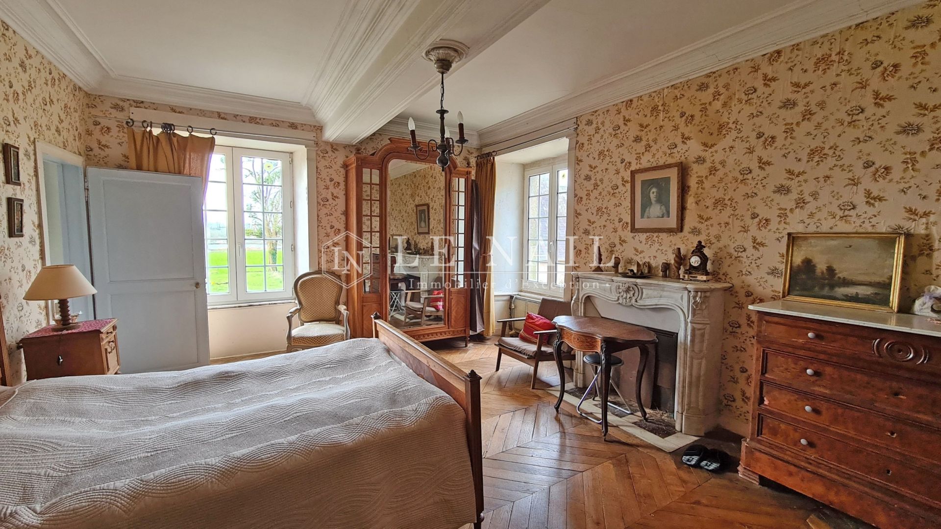 manoir 14 pièces en vente à ST HILAIRE DU HARCOUET (50600)
