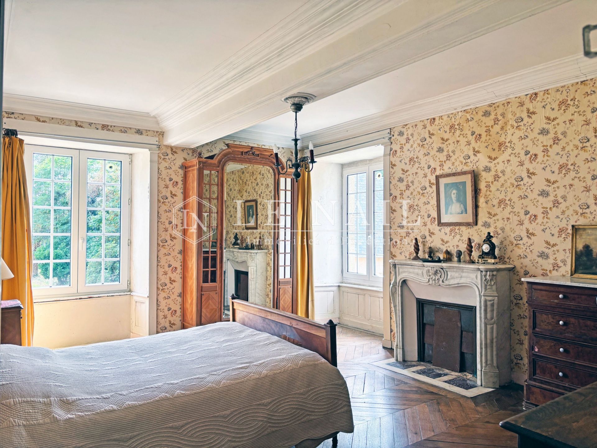 manoir 14 pièces en vente à ST HILAIRE DU HARCOUET (50600)