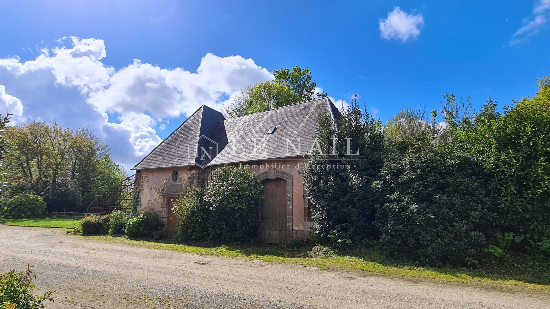 manor house 14 rooms for sale on ST HILAIRE DU HARCOUET (50600)