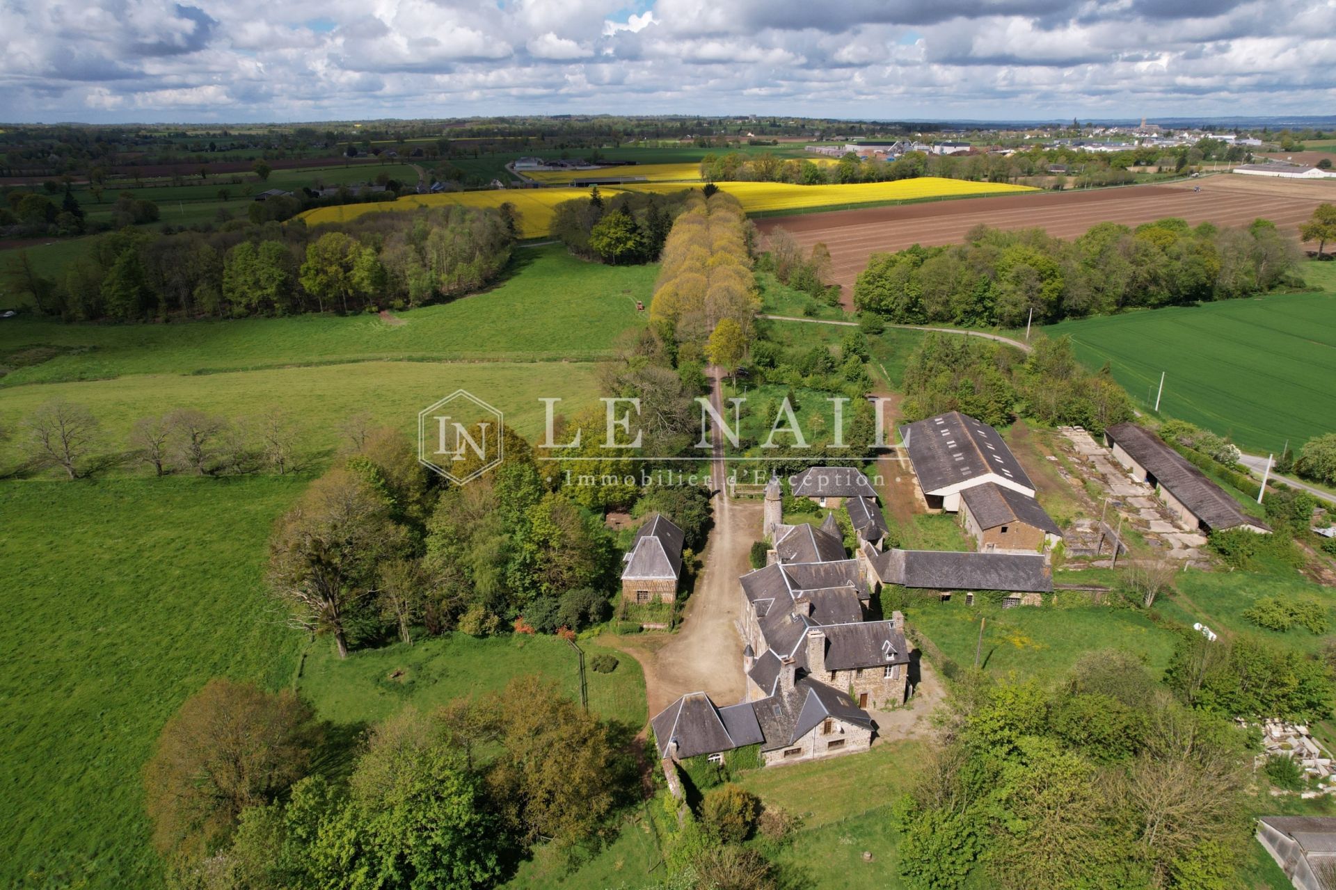 manor house 14 rooms for sale on ST HILAIRE DU HARCOUET (50600)