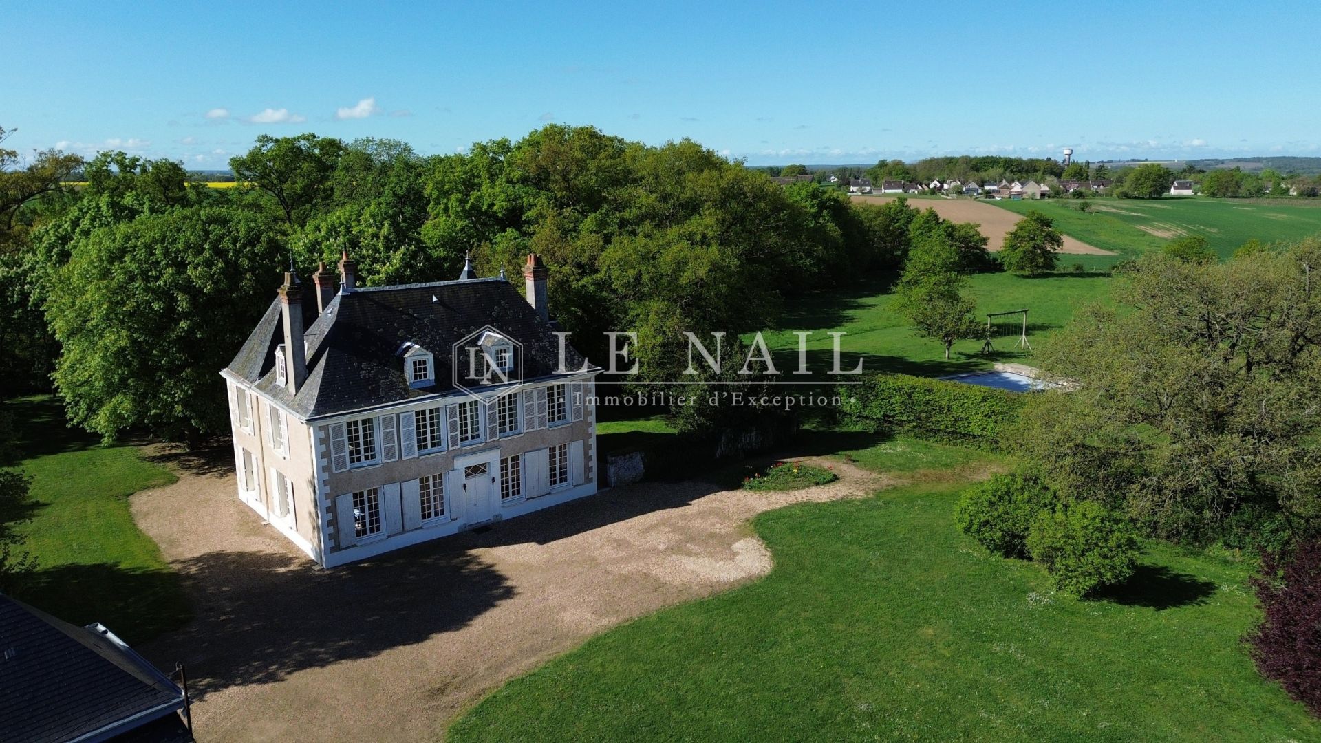 maison de maître 14 pièces en vente à VENDOME (41100)