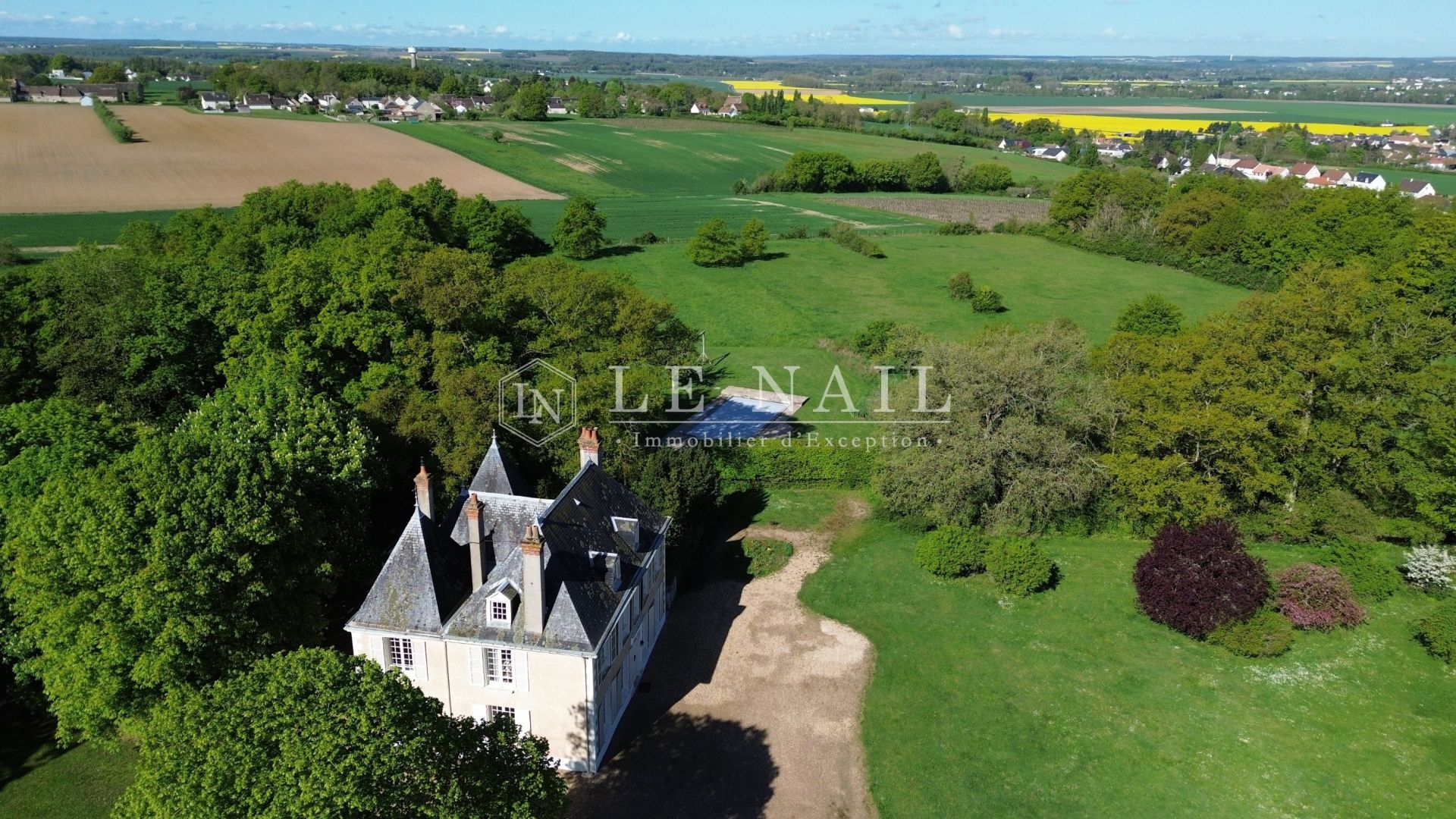 maison de maître 14 pièces en vente à VENDOME (41100)